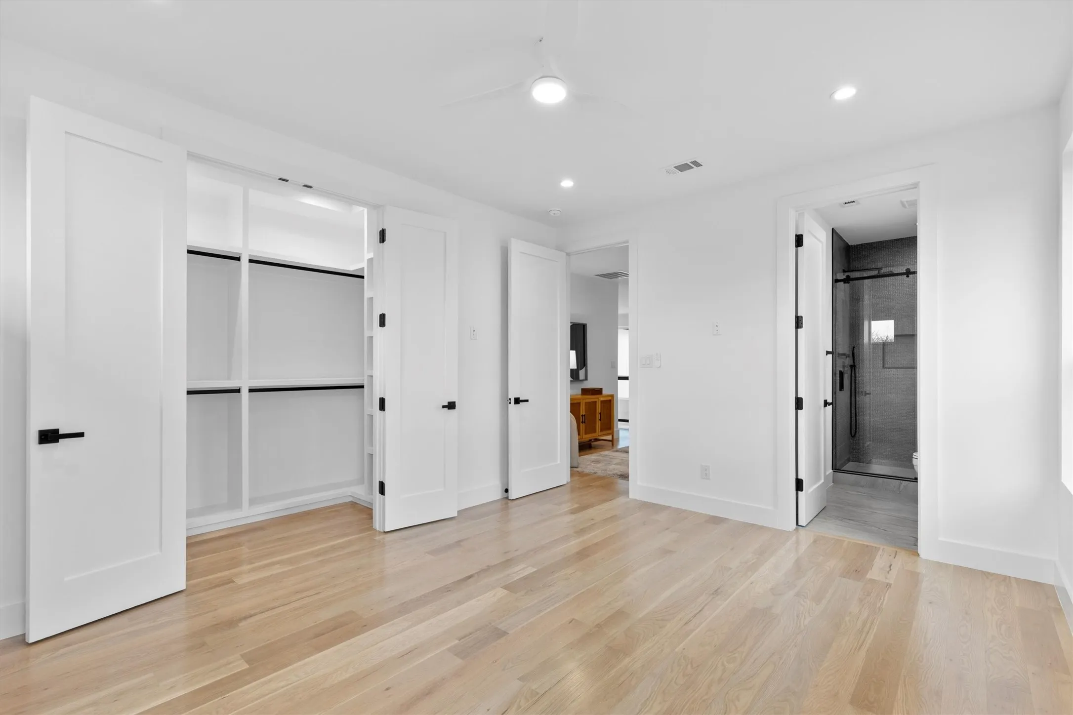 Single Family Residence For Sale in Dallas County , 9428 Hobart Street, Dallas, Texas 75218, 5 Bedroom, 8 Bathroom, 2 Garage spaces, 4,812 Sqft, built in 2026, New Construction - Complete, mls#21180881, Real Estate Agent in Dallas, Homes For Sale in Dallas county, Homes For Sale in Dallas, Realtor in Dallas Texas, Real Estate Brokerage Independent Realty Texas, Luminita Cordes Realtor