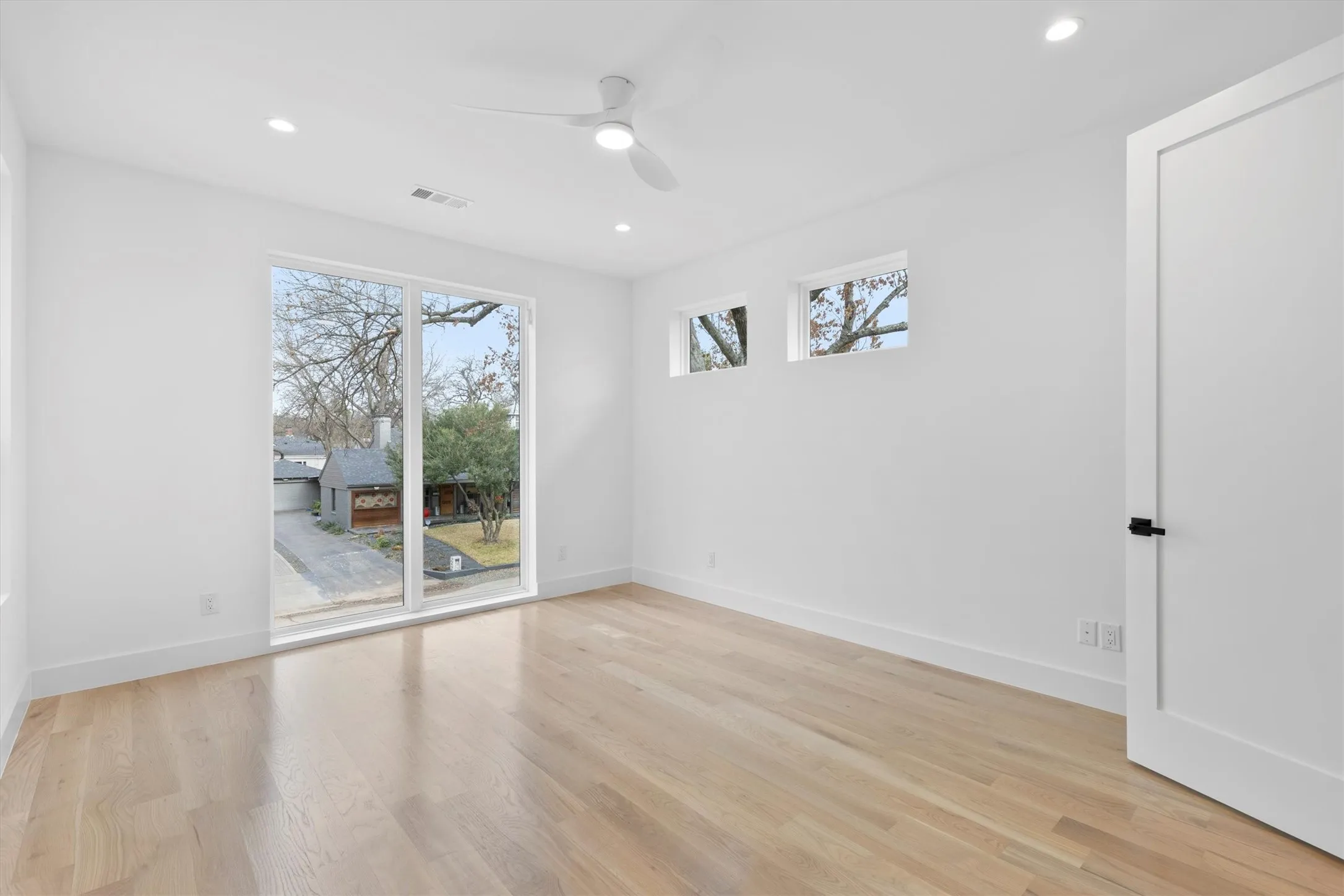 Single Family Residence For Sale in Dallas County , 9428 Hobart Street, Dallas, Texas 75218, 5 Bedroom, 8 Bathroom, 2 Garage spaces, 4,812 Sqft, built in 2026, New Construction - Complete, mls#21180881, Real Estate Agent in Dallas, Homes For Sale in Dallas county, Homes For Sale in Dallas, Realtor in Dallas Texas, Real Estate Brokerage Independent Realty Texas, Luminita Cordes Realtor