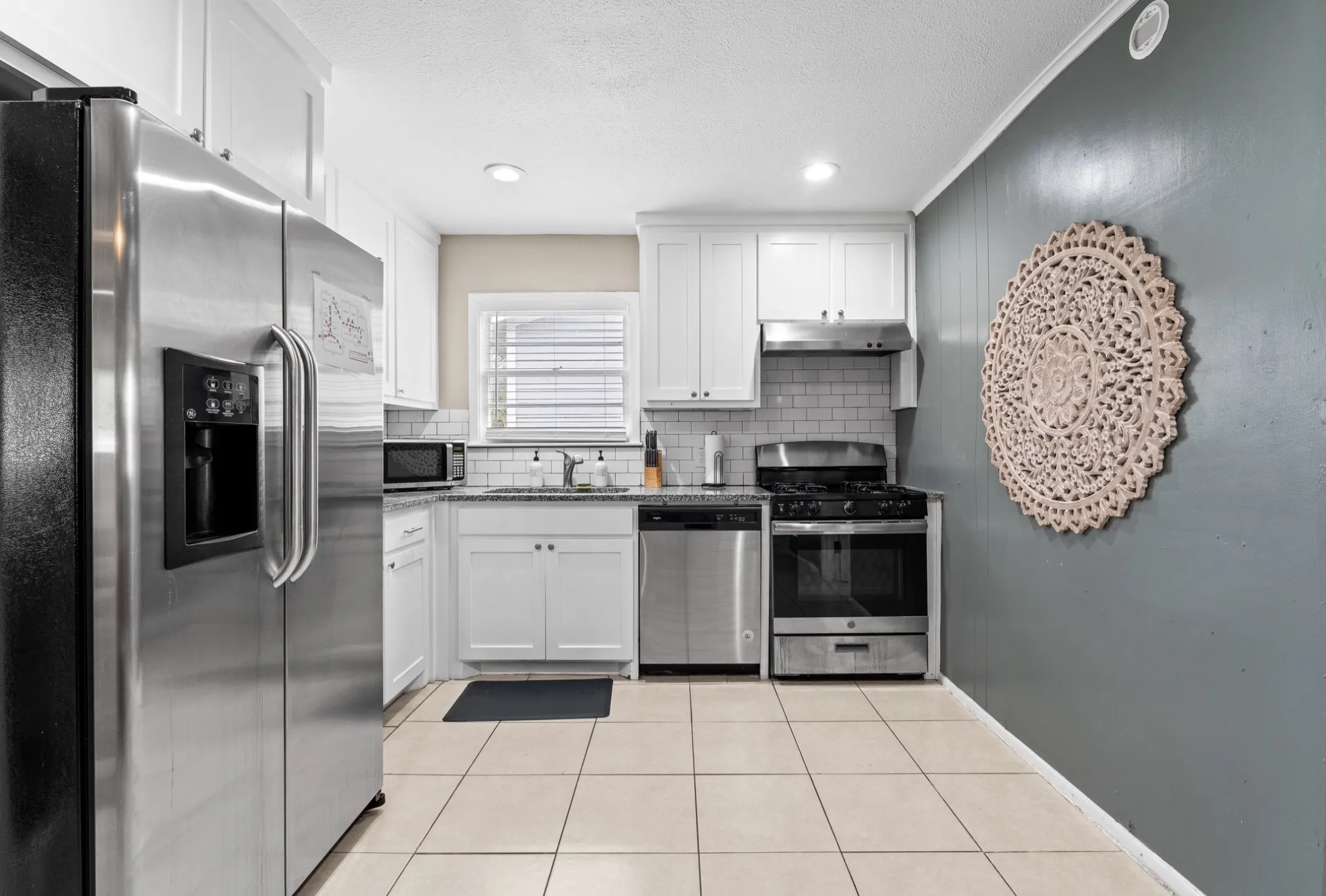 Single Family Residence For Sale in Tarrant County , 1110 Park Street, Arlington, Texas 76011, 4 Bedroom, 2 Bathroom, Garage spaces, 1,750 Sqft, built in 1957, Preowned, mls#21176584, Real Estate Agent in Arlington, Homes For Sale in Tarrant county, Homes For Sale in Arlington, Realtor in Arlington Texas, Real Estate Brokerage Independent Realty Texas, Luminita Cordes Realtor