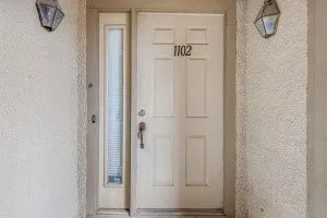 Condominium For Sale in Dallas County , 2835 Keller Springs Road 1102, Carrollton, Texas 75006, 2 Bedroom, 1 Bathroom, Garage spaces, 1,013 Sqft, built in 1984, Preowned, mls#21184285, Real Estate Agent in Carrollton, Homes For Sale in Dallas county, Homes For Sale in Carrollton, Realtor in Carrollton Texas, Real Estate Brokerage Independent Realty Texas, Luminita Cordes Realtor