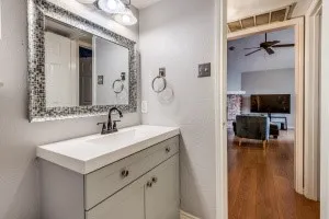 Condominium For Sale in Dallas County , 2835 Keller Springs Road 1102, Carrollton, Texas 75006, 2 Bedroom, 1 Bathroom, Garage spaces, 1,013 Sqft, built in 1984, Preowned, mls#21184285, Real Estate Agent in Carrollton, Homes For Sale in Dallas county, Homes For Sale in Carrollton, Realtor in Carrollton Texas, Real Estate Brokerage Independent Realty Texas, Luminita Cordes Realtor