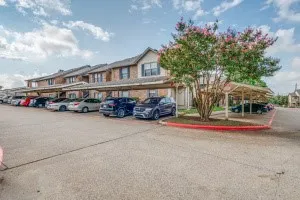 Condominium For Sale in Dallas County , 2835 Keller Springs Road 1102, Carrollton, Texas 75006, 2 Bedroom, 1 Bathroom, Garage spaces, 1,013 Sqft, built in 1984, Preowned, mls#21184285, Real Estate Agent in Carrollton, Homes For Sale in Dallas county, Homes For Sale in Carrollton, Realtor in Carrollton Texas, Real Estate Brokerage Independent Realty Texas, Luminita Cordes Realtor
