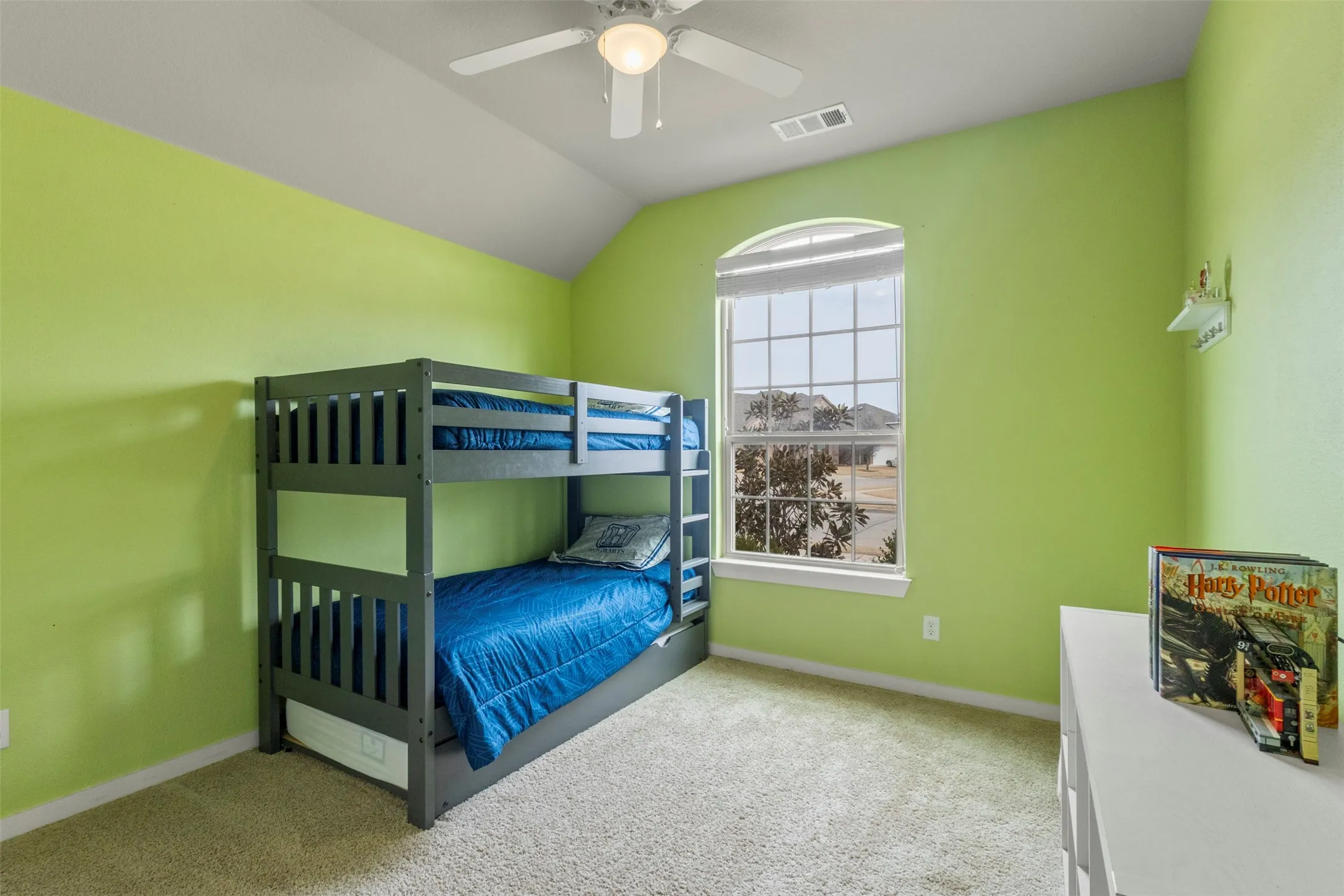 Single Family Residence For Sale in Kaufman County , 1300 Lawnview Drive, Forney, Texas 75126, 4 Bedroom, 2 Bathroom, 3 Garage spaces, 2,819 Sqft, built in 2017, Preowned, mls#21184305, Real Estate Agent in Forney, Homes For Sale in Kaufman county, Homes For Sale in Forney, Realtor in Forney Texas, Real Estate Brokerage Independent Realty Texas, Luminita Cordes Realtor