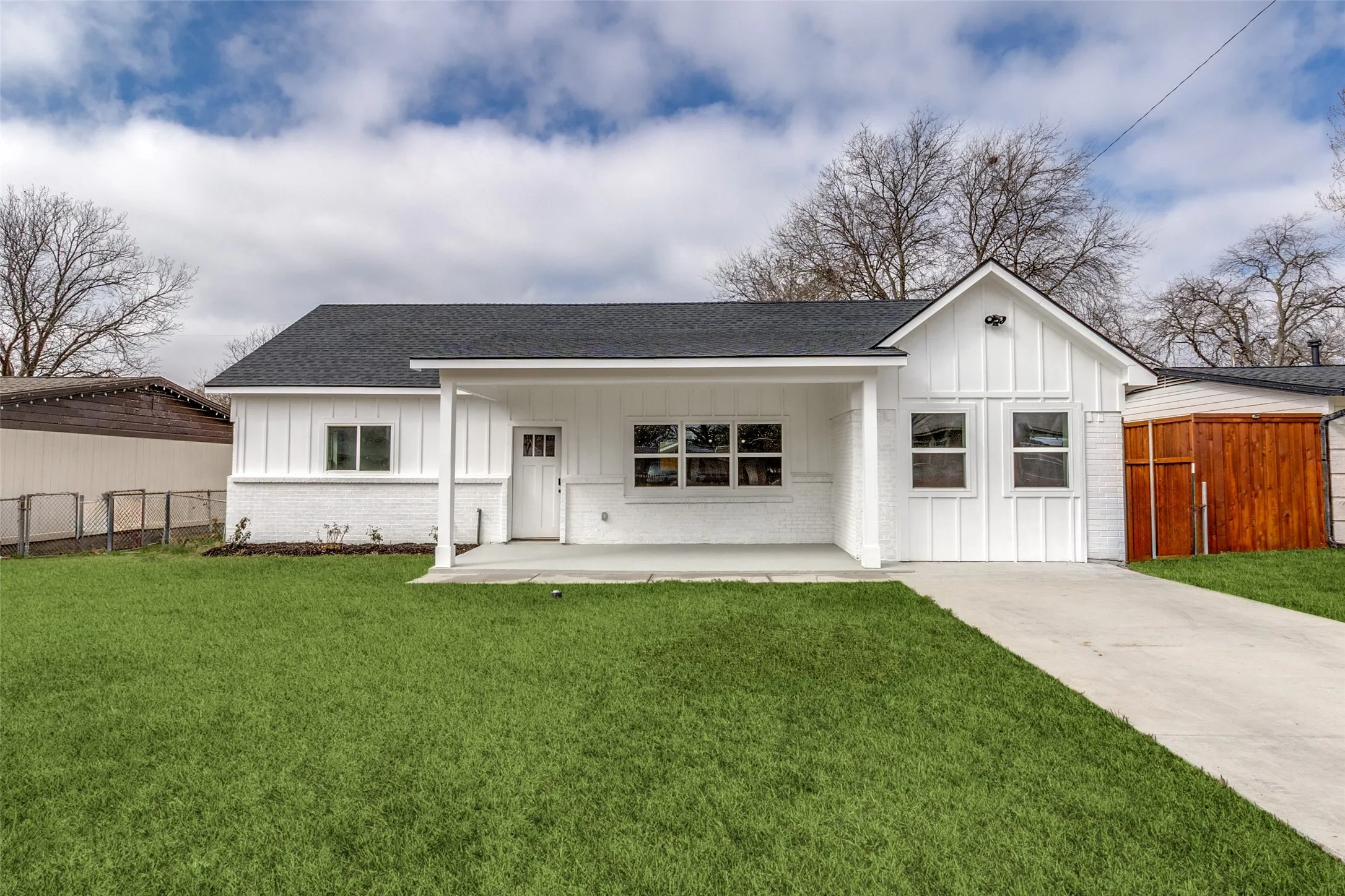 Single Family Residence For Sale