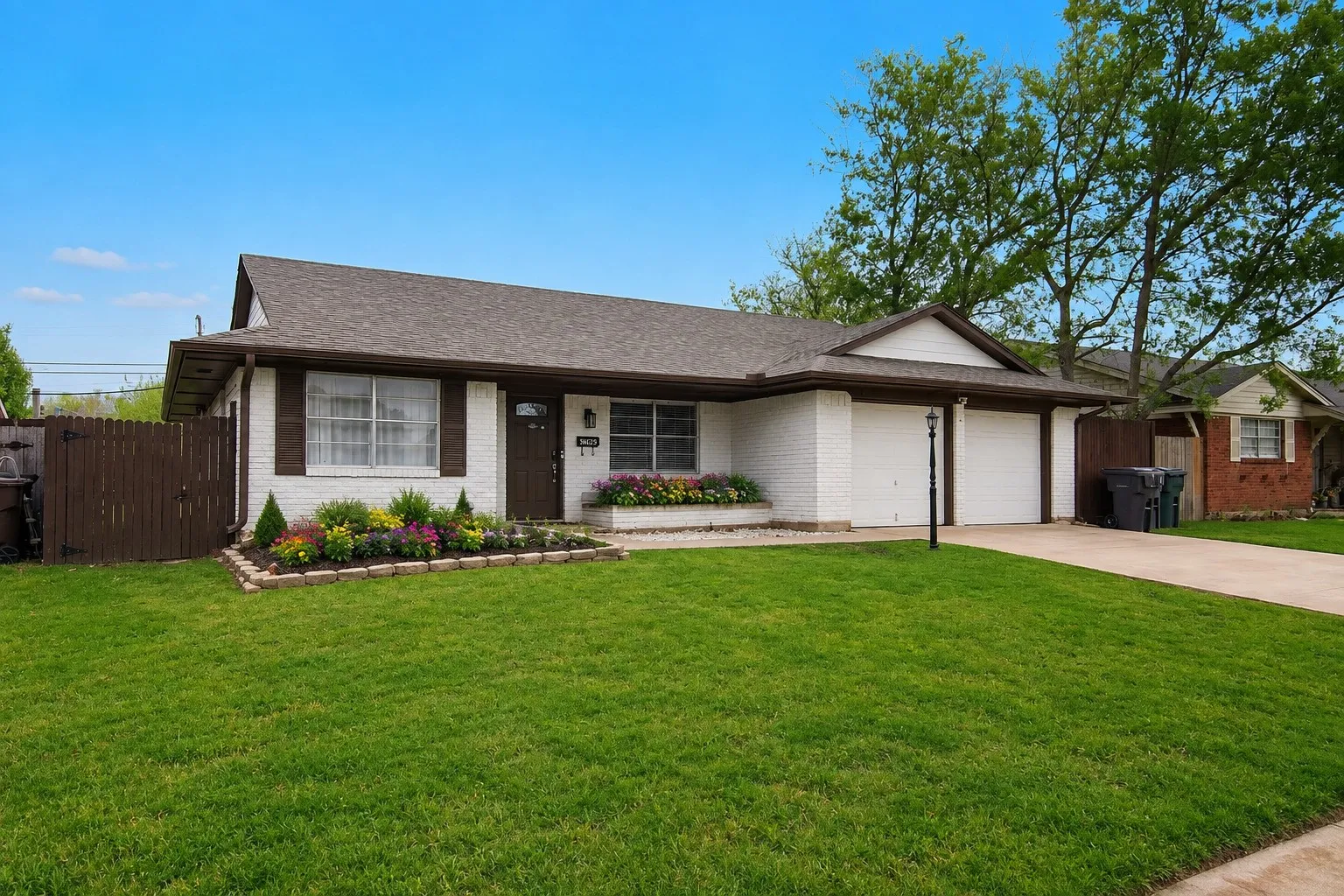 Single Family Residence For Sale in Collin County , 2404 17th Street, Plano, Texas 75074, 3 Bedroom, 2 Bathroom, 2 Garage spaces, 1,369 Sqft, built in 1965, mls#21180888, Real Estate Agent in Plano, Homes For Sale in Collin county, Homes For Sale in Plano, Realtor in Plano Texas, Real Estate Brokerage Independent Realty Texas, Luminita Cordes Realtor