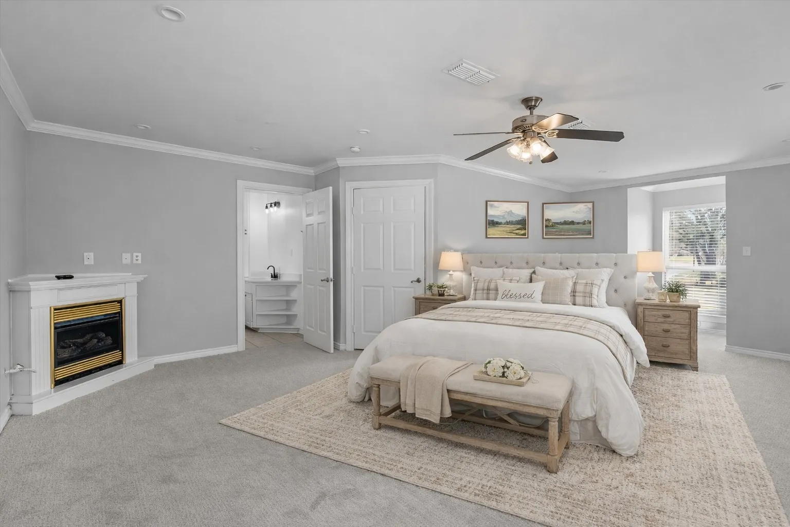 Single Family Residence For Sale in Smith County , 627 W 2nd Street, Tyler, Texas 75701, 4 Bedrooms, 3 Bathrooms, 1 Garage spaces, 2,868 Sqft, built in 1950, Price $345,000, mls#21184502, Real Estate Agent in Tyler, Homes For Sale in Smith county, Homes For Sale in Tyler, Realtor in Tyler Texas, Real Estate Brokerage Independent Realty Texas, Luminita Cordes Realtor