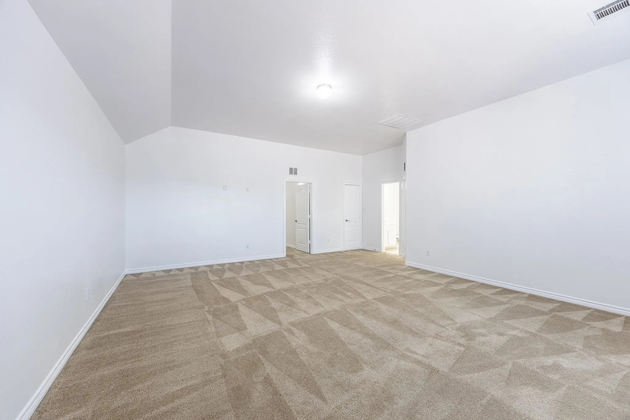 Single Family Residence For Sale in Tarrant County , 8537 Meadow Sweet Lane, Fort Worth, Texas 76123, 4 Bedroom, 3 Bathroom, 2 Garage spaces, 2,791 Sqft, built in 2008, Price $400,000, mls#21184519, Real Estate Agent in Fort Worth, Homes For Sale in Tarrant county, Homes For Sale in Fort Worth, Realtor in Fort Worth Texas, Real Estate Brokerage Independent Realty Texas, Luminita Cordes Realtor