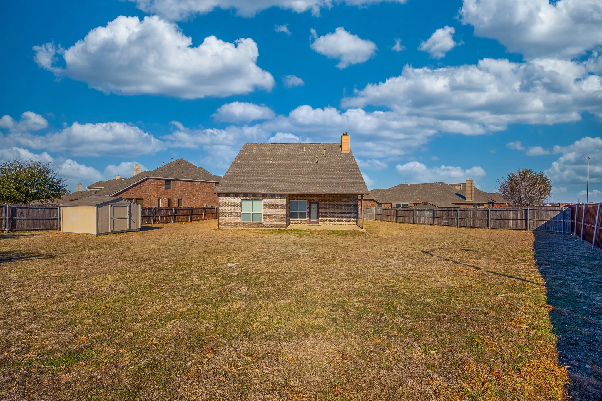Single Family Residence For Sale in Tarrant County , 8537 Meadow Sweet Lane, Fort Worth, Texas 76123, 4 Bedroom, 3 Bathroom, 2 Garage spaces, 2,791 Sqft, built in 2008, Price $400,000, mls#21184519, Real Estate Agent in Fort Worth, Homes For Sale in Tarrant county, Homes For Sale in Fort Worth, Realtor in Fort Worth Texas, Real Estate Brokerage Independent Realty Texas, Luminita Cordes Realtor