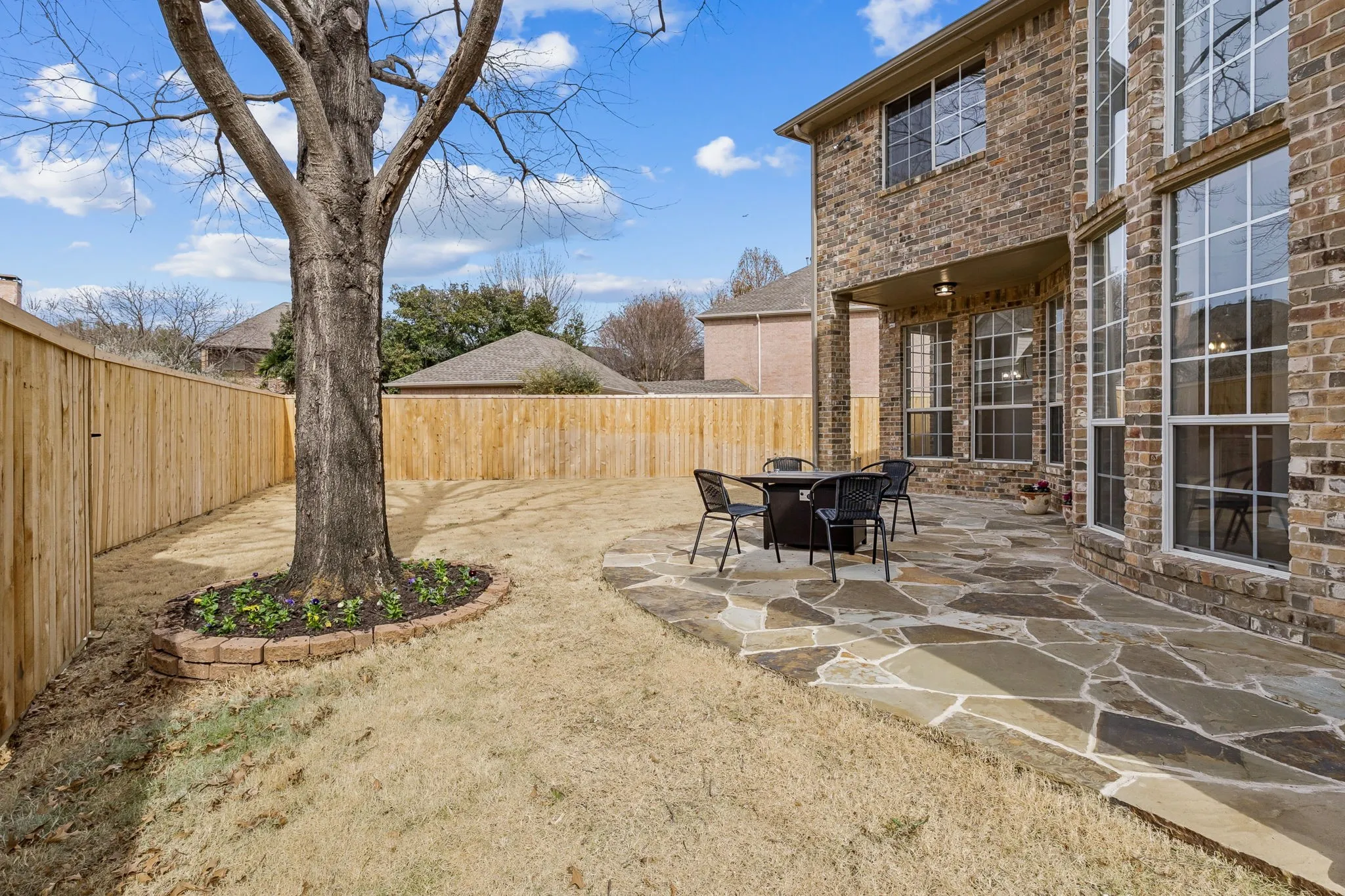 Single Family Residence For Sale in Denton County , 1713 Briaroaks Drive, Flower Mound, Texas 75028, 5 Bedroom, 5 Bathroom, 3 Garage spaces, 4,402 Sqft, built in 1998, Preowned, mls#21176483, Real Estate Agent in Flower Mound, Homes For Sale in Denton county, Homes For Sale in Flower Mound, Realtor in Flower Mound Texas, Real Estate Brokerage Independent Realty Texas, Luminita Cordes Realtor