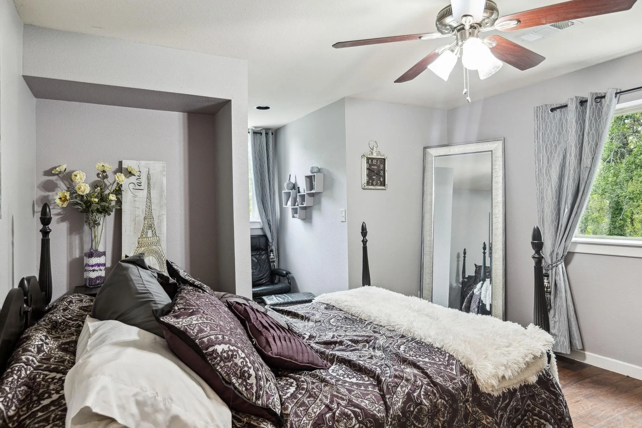 Farm For Sale in Kaufman County , 16043 County Road 339, Terrell, Texas 75161, 4 Bedroom, 3 Bathroom, Garage spaces, 2,900 Sqft, built in 2011, Preowned, mls#21184659, Real Estate Agent in Terrell, Homes For Sale in Kaufman county, Homes For Sale in Terrell, Realtor in Terrell Texas, Real Estate Brokerage Independent Realty Texas, Luminita Cordes Realtor