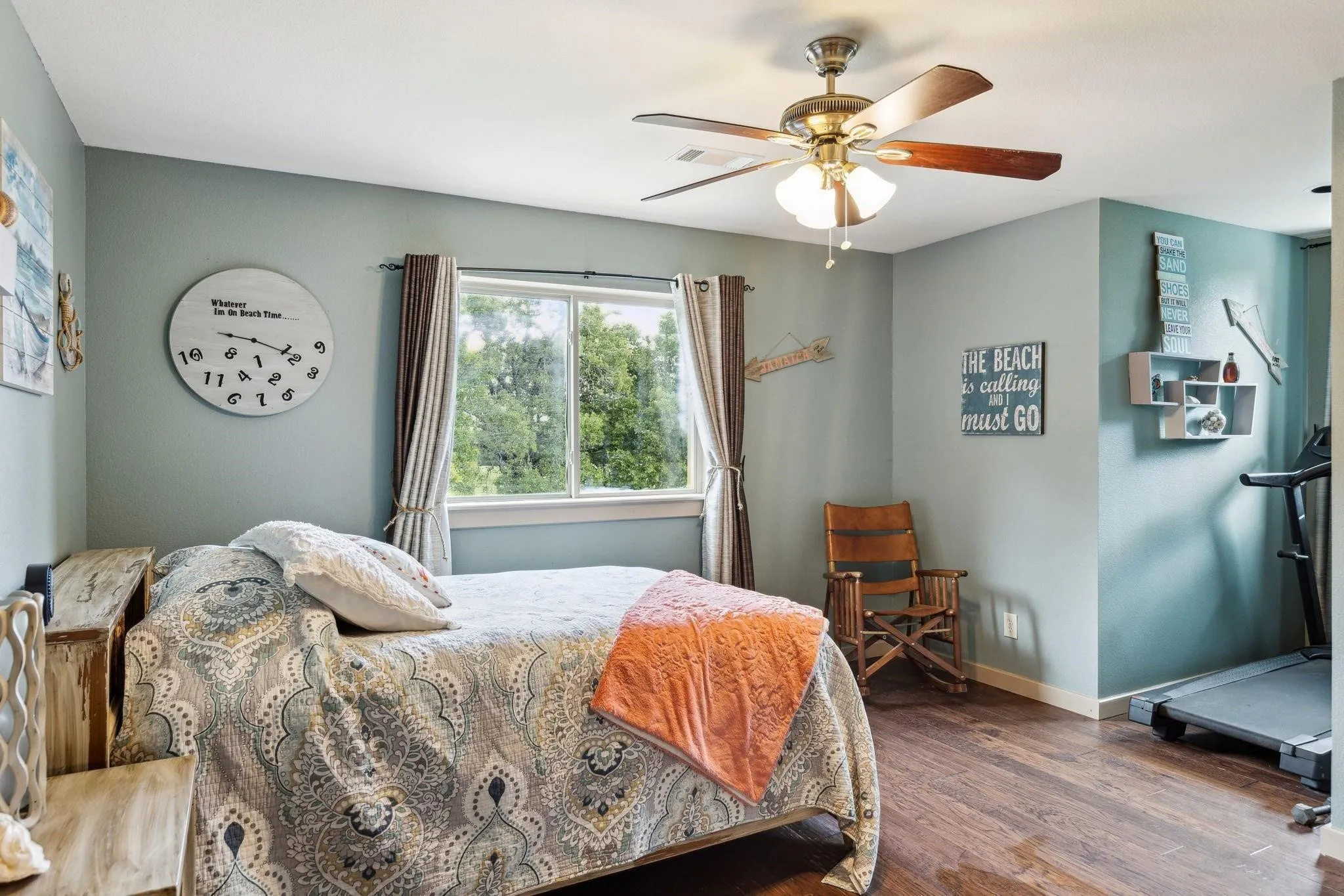 Farm For Sale in Kaufman County , 16043 County Road 339, Terrell, Texas 75161, 4 Bedroom, 3 Bathroom, Garage spaces, 2,900 Sqft, built in 2011, Preowned, mls#21184659, Real Estate Agent in Terrell, Homes For Sale in Kaufman county, Homes For Sale in Terrell, Realtor in Terrell Texas, Real Estate Brokerage Independent Realty Texas, Luminita Cordes Realtor