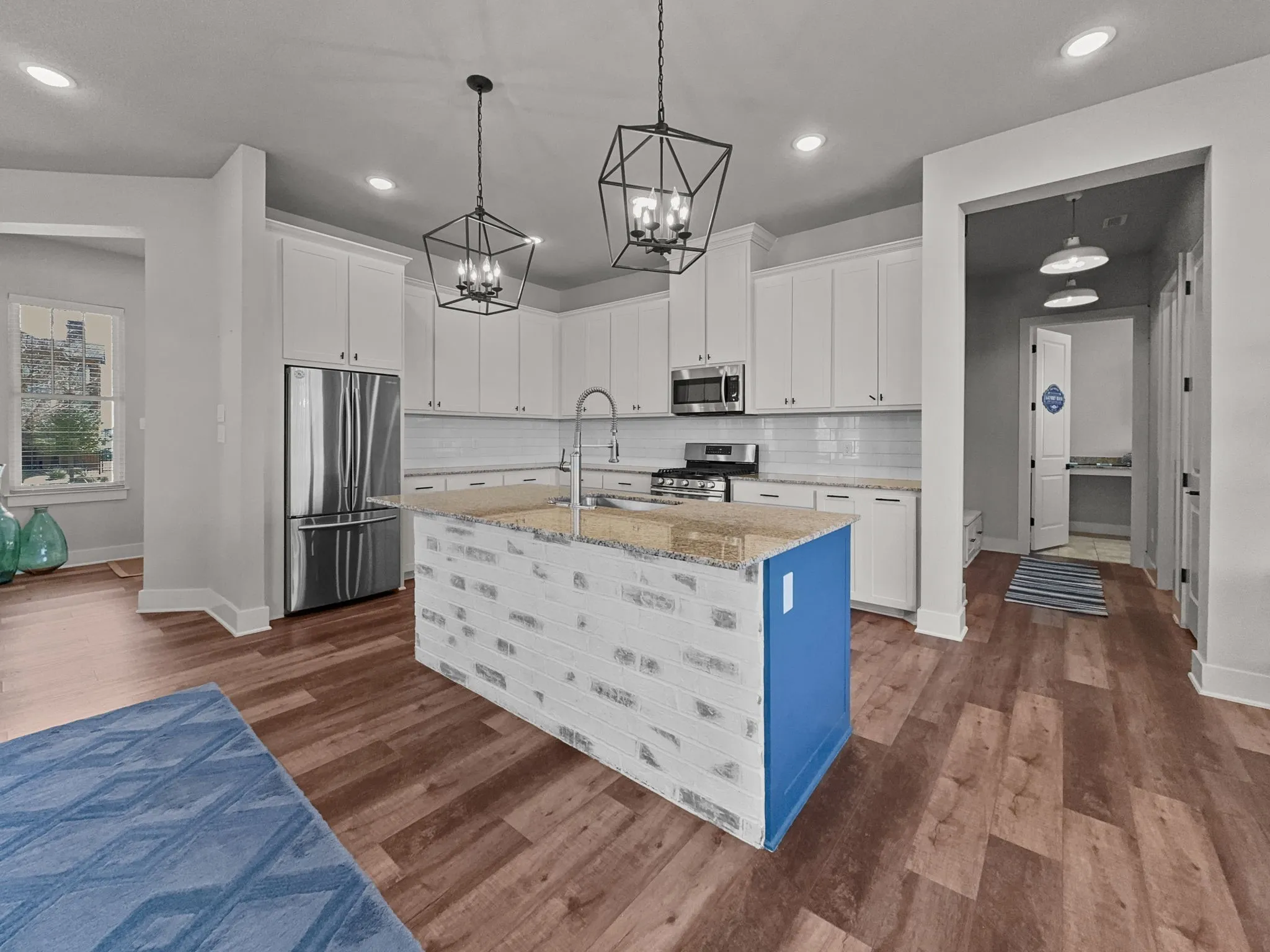 Single Family Residence For Sale in Palo Pinto County , 1044 Chapel Ridge Road, Graford, Texas 76449, 3 Bedroom, 3 Bathroom, 1 Garage spaces, 2,515 Sqft, built in 2020, Preowned, mls#21184183, Real Estate Agent in Graford, Homes For Sale in Palo Pinto county, Homes For Sale in Graford, Realtor in Graford Texas, Real Estate Brokerage Independent Realty Texas, Luminita Cordes Realtor