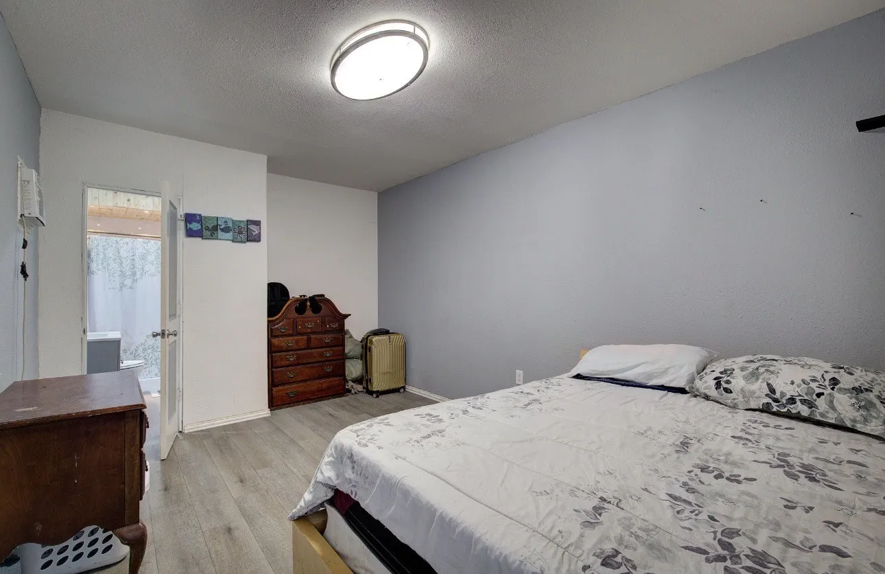 Single Family Residence For Sale in Van Zandt County , 11291 Goss Street, Wills Point, Texas 75169, 3 Bedrooms, 2 Bathrooms, Garage spaces, 2,100 Sqft, built in 1969, Price $218,000, mls#21184711, Real Estate Agent in Wills Point, Homes For Sale in Van Zandt county, Homes For Sale in Wills Point, Realtor in Wills Point Texas, Real Estate Brokerage Independent Realty Texas, Luminita Cordes Realtor