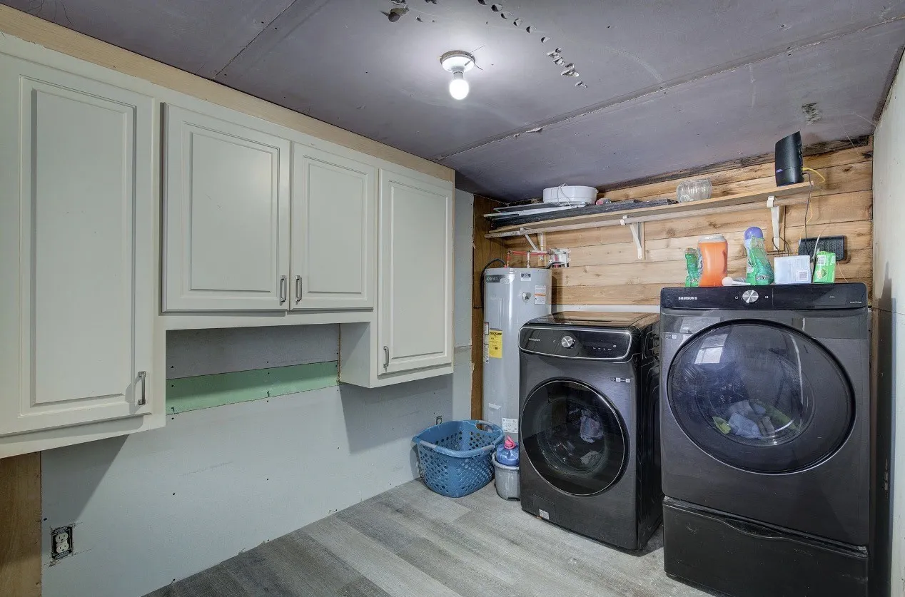 Single Family Residence For Sale in Van Zandt County , 11291 Goss Street, Wills Point, Texas 75169, 3 Bedrooms, 2 Bathrooms, Garage spaces, 2,100 Sqft, built in 1969, Price $218,000, mls#21184711, Real Estate Agent in Wills Point, Homes For Sale in Van Zandt county, Homes For Sale in Wills Point, Realtor in Wills Point Texas, Real Estate Brokerage Independent Realty Texas, Luminita Cordes Realtor