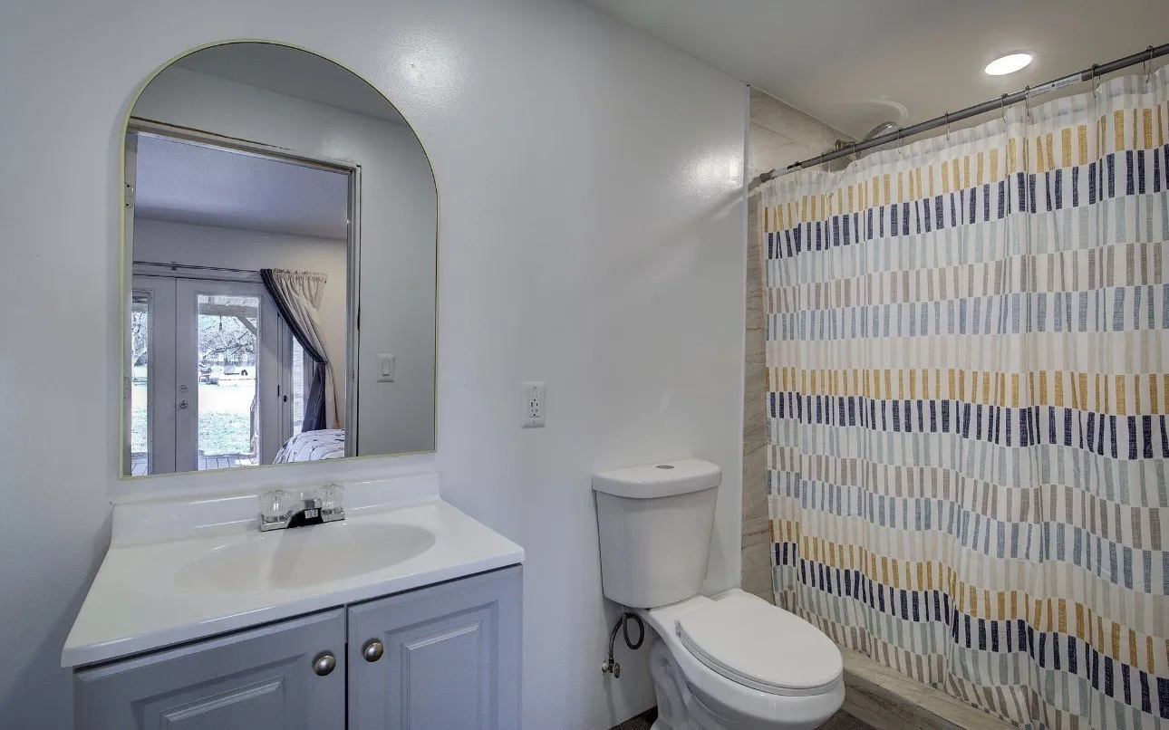 Single Family Residence For Sale in Van Zandt County , 11291 Goss Street, Wills Point, Texas 75169, 3 Bedrooms, 2 Bathrooms, Garage spaces, 2,100 Sqft, built in 1969, Price $218,000, mls#21184711, Real Estate Agent in Wills Point, Homes For Sale in Van Zandt county, Homes For Sale in Wills Point, Realtor in Wills Point Texas, Real Estate Brokerage Independent Realty Texas, Luminita Cordes Realtor