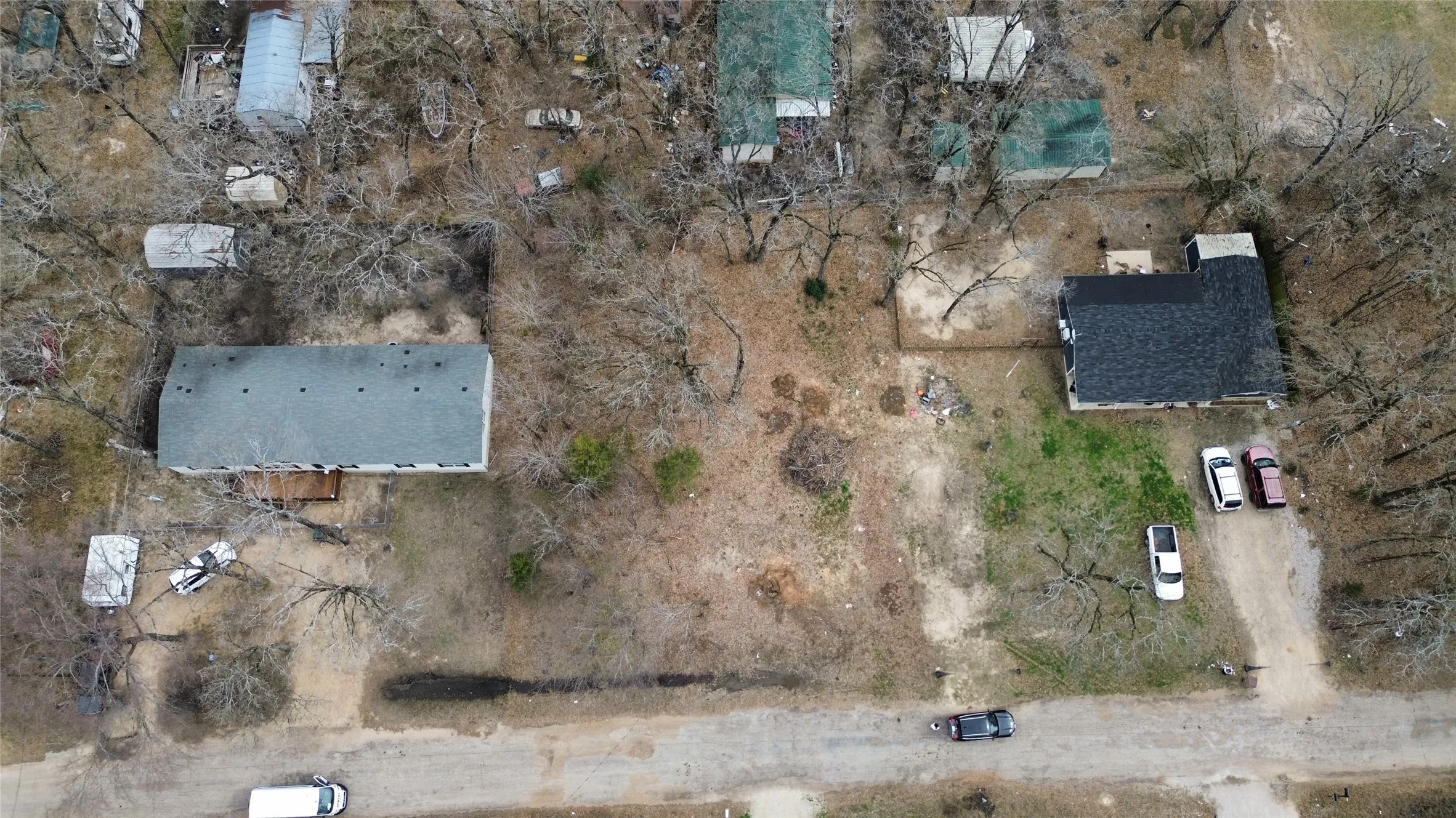 Unimproved Land For Sale in Henderson County , 118 Elk Cove Drive, Mabank, Texas 75156, 0, 0, Garage spaces, 0 Sqft, built in 0, mls#21184785, Real Estate Agent in Mabank, Homes For Sale in Henderson county, Homes For Sale in Mabank, Realtor in Mabank Texas, Real Estate Brokerage Independent Realty Texas, Luminita Cordes Realtor