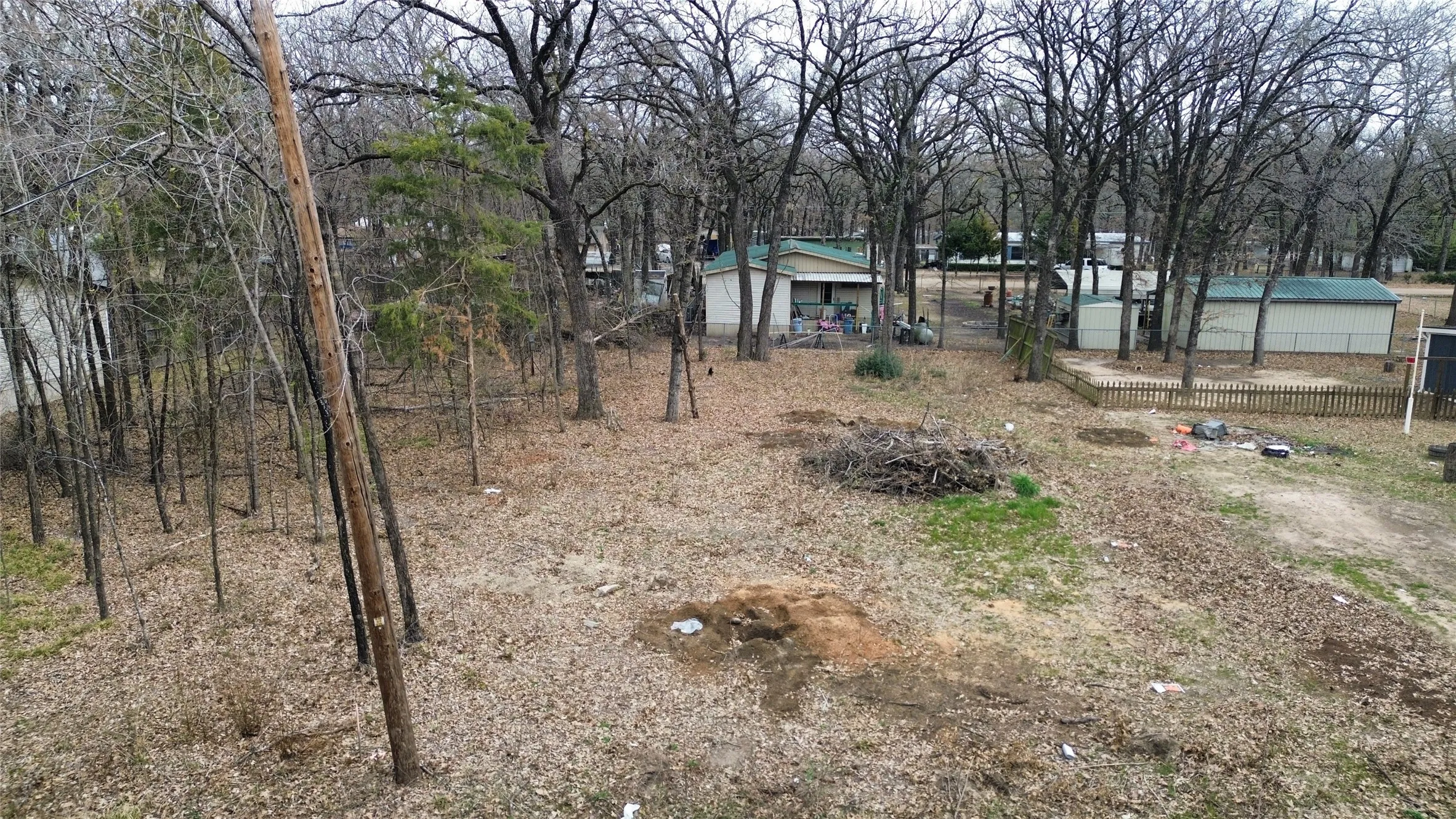 Unimproved Land For Sale in Henderson County , 118 Elk Cove Drive, Mabank, Texas 75156, 0, 0, Garage spaces, 0 Sqft, built in 0, mls#21184785, Real Estate Agent in Mabank, Homes For Sale in Henderson county, Homes For Sale in Mabank, Realtor in Mabank Texas, Real Estate Brokerage Independent Realty Texas, Luminita Cordes Realtor