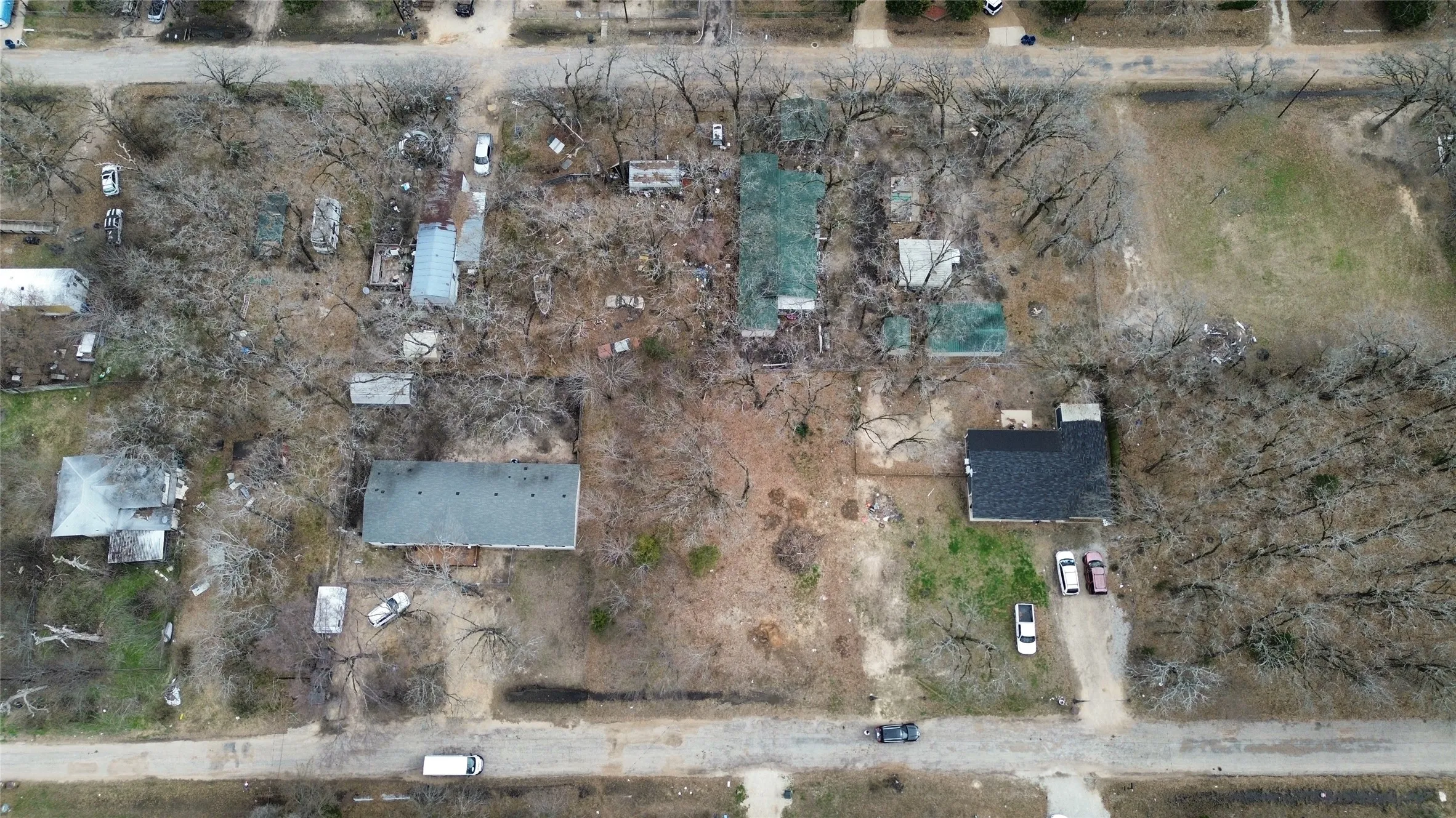 Unimproved Land For Sale in Henderson County , 118 Elk Cove Drive, Mabank, Texas 75156, 0, 0, Garage spaces, 0 Sqft, built in 0, mls#21184785, Real Estate Agent in Mabank, Homes For Sale in Henderson county, Homes For Sale in Mabank, Realtor in Mabank Texas, Real Estate Brokerage Independent Realty Texas, Luminita Cordes Realtor