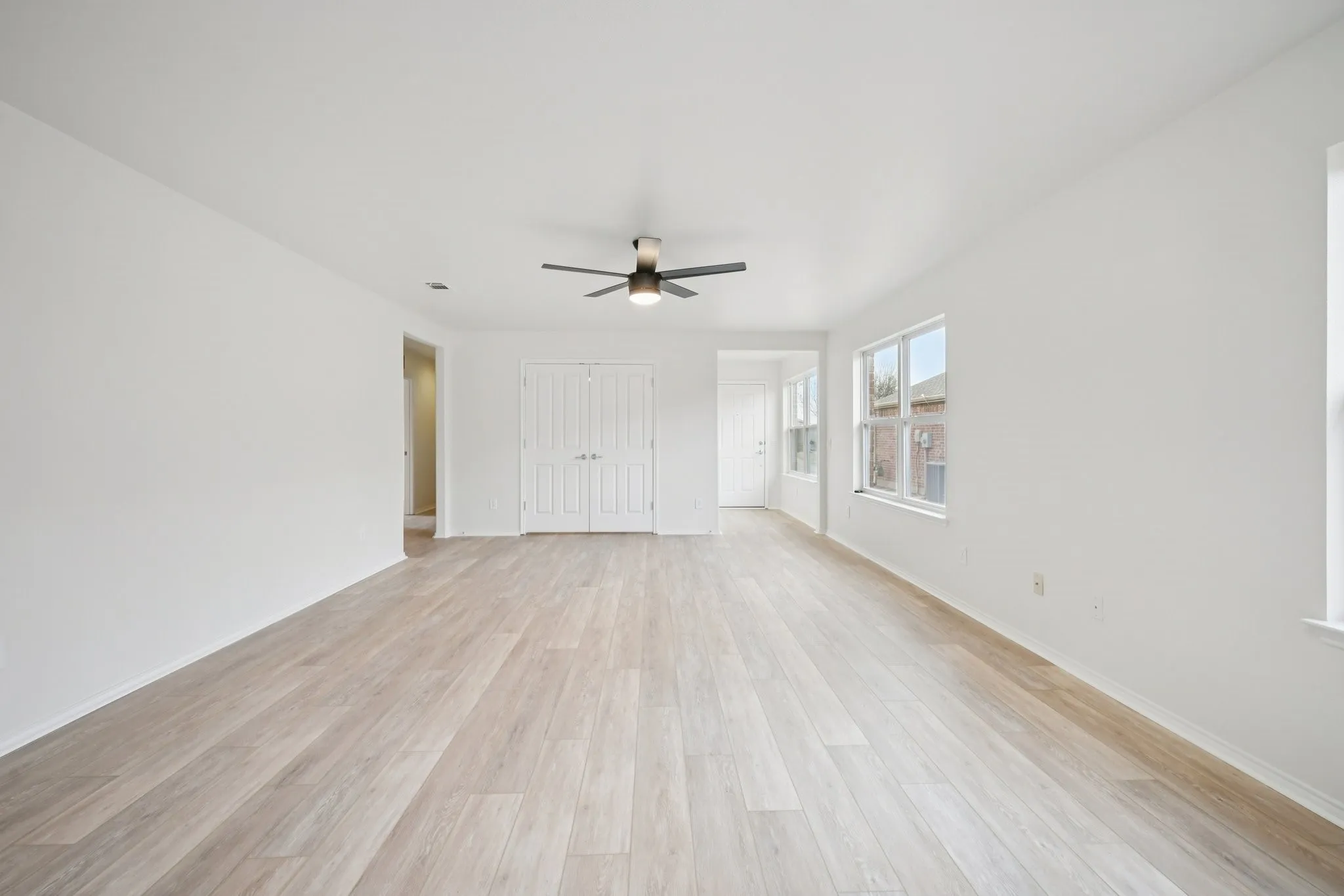 Single Family Residence For Sale in Denton County , 7850 Estancia Drive, Frisco, Texas 75036, 2 Bedroom, 2 Bathroom, 2 Garage spaces, 1,533 Sqft, built in 2010, Preowned, mls#21183402, Real Estate Agent in Frisco, Homes For Sale in Denton county, Homes For Sale in Frisco, Realtor in Frisco Texas, Real Estate Brokerage Independent Realty Texas, Luminita Cordes Realtor