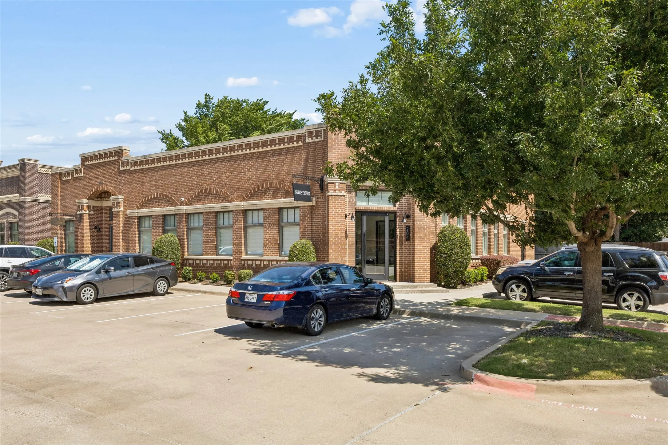 Office For Sale in Denton County , 118 Lynn Avenue 202, Lewisville, Texas 75057, 0, 0, Garage spaces, 0 Sqft, built in 2006, Preowned, mls#21176884, Real Estate Agent in Lewisville, Homes For Sale in Denton county, Homes For Sale in Lewisville, Realtor in Lewisville Texas, Real Estate Brokerage Independent Realty Texas, Luminita Cordes Realtor