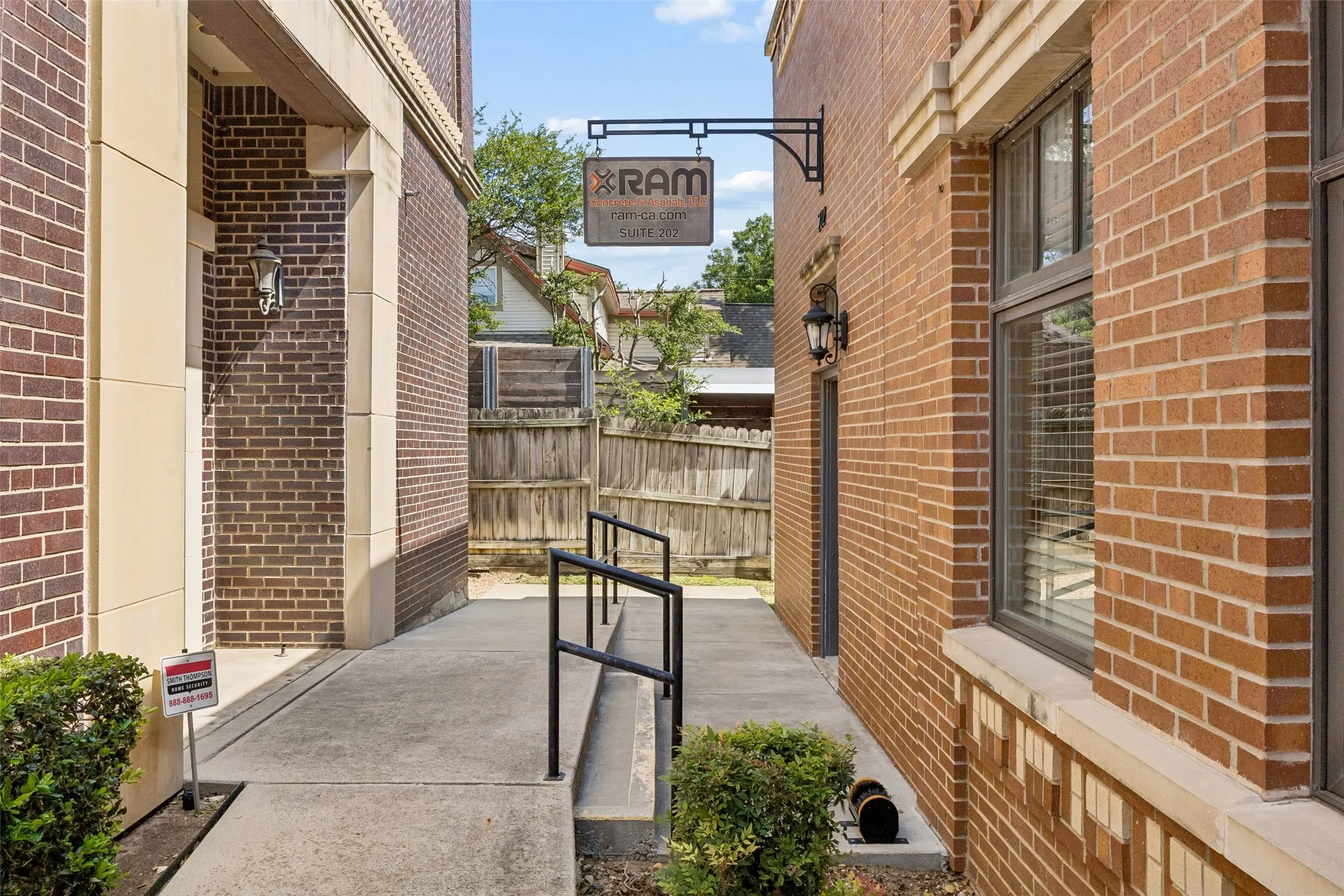 Office For Sale in Denton County , 118 Lynn Avenue 202, Lewisville, Texas 75057, 0, 0, Garage spaces, 0 Sqft, built in 2006, Preowned, mls#21176884, Real Estate Agent in Lewisville, Homes For Sale in Denton county, Homes For Sale in Lewisville, Realtor in Lewisville Texas, Real Estate Brokerage Independent Realty Texas, Luminita Cordes Realtor