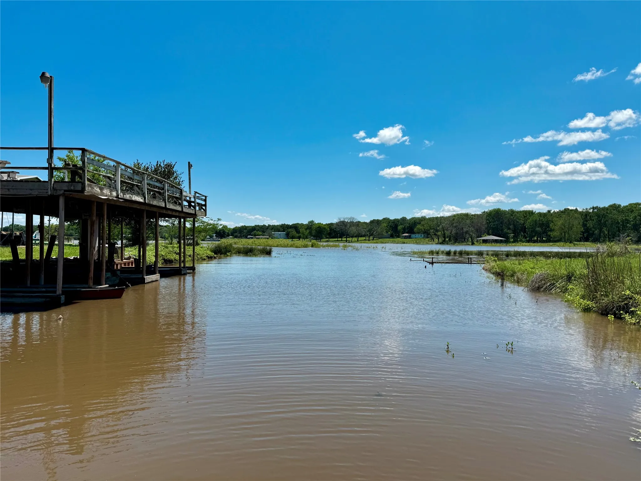 Manufactured Home For Sale in Henderson County , 706 Sandpiper Court, Seven Points, Texas 75143, 3 Bedroom, 2 Bathroom, Garage spaces, 1,140 Sqft, built in 2023, Preowned, Price $249,900, mls#21184930, Real Estate Agent in Seven Points, Homes For Sale in Henderson county, Homes For Sale in Seven Points, Realtor in Seven Points Texas, Real Estate Brokerage Independent Realty Texas, Luminita Cordes Realtor