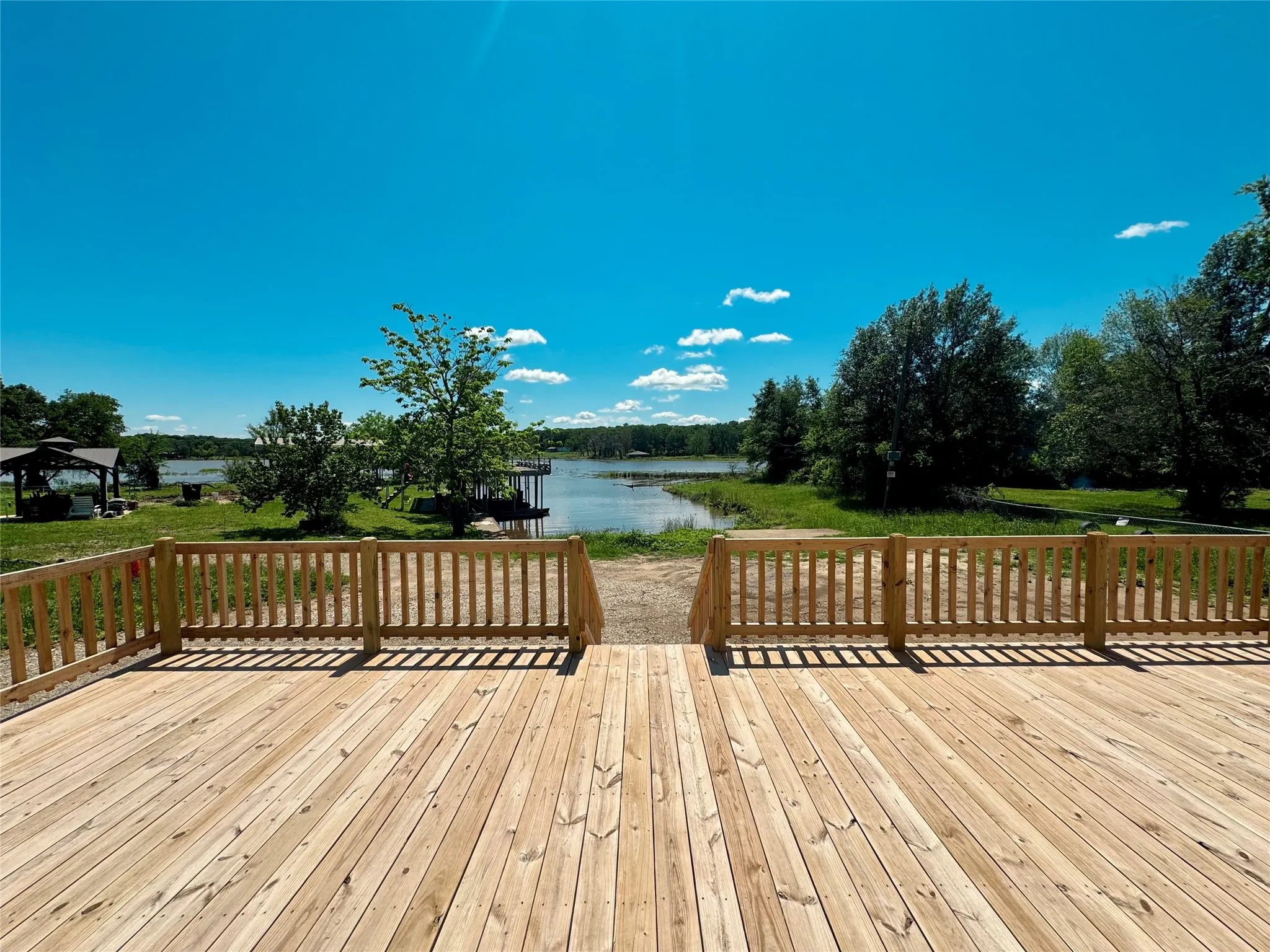 Manufactured Home For Sale in Henderson County , 706 Sandpiper Court, Seven Points, Texas 75143, 3 Bedroom, 2 Bathroom, Garage spaces, 1,140 Sqft, built in 2023, Preowned, Price $249,900, mls#21184930, Real Estate Agent in Seven Points, Homes For Sale in Henderson county, Homes For Sale in Seven Points, Realtor in Seven Points Texas, Real Estate Brokerage Independent Realty Texas, Luminita Cordes Realtor