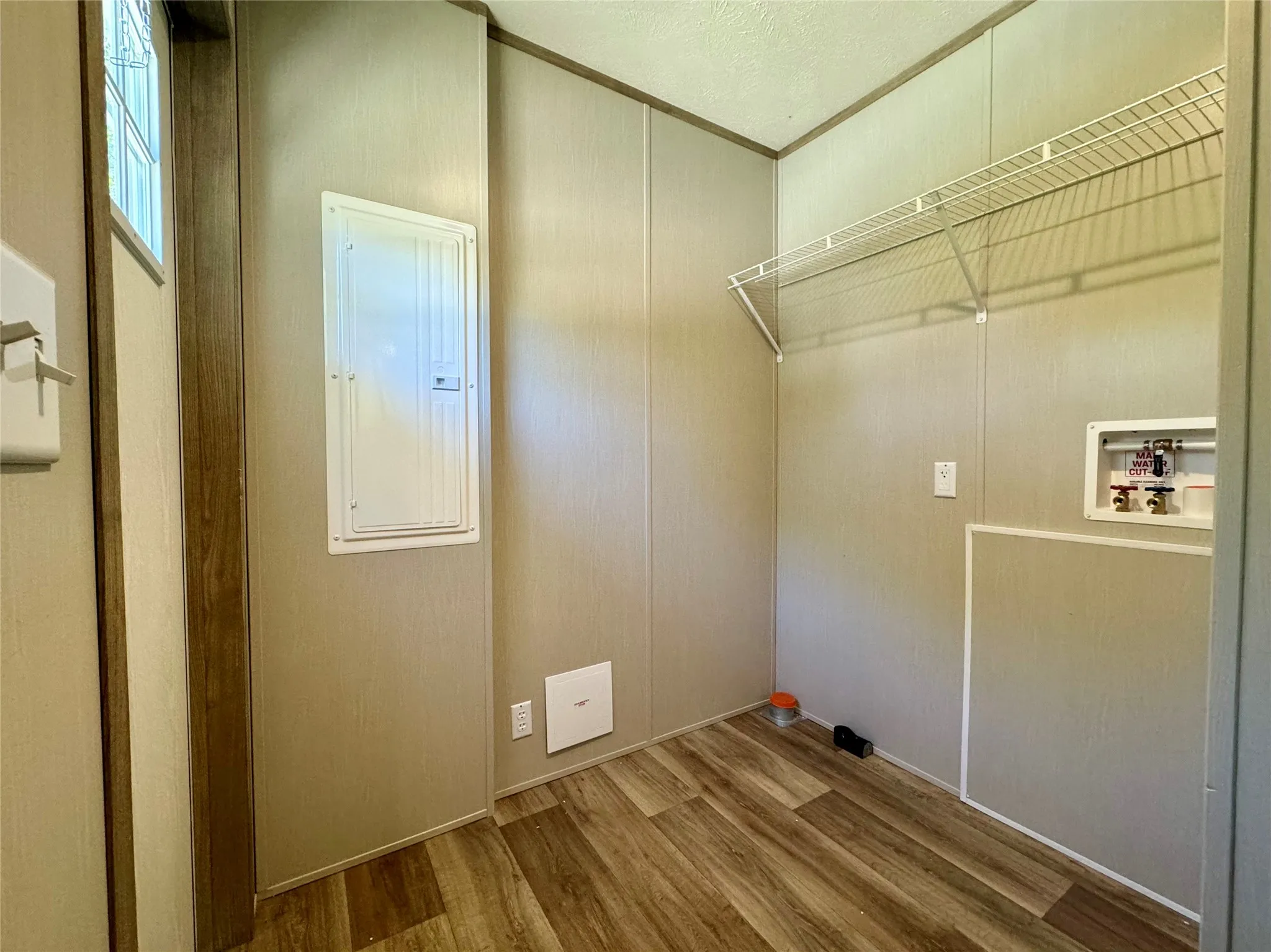Manufactured Home For Sale in Henderson County , 706 Sandpiper Court, Seven Points, Texas 75143, 3 Bedroom, 2 Bathroom, Garage spaces, 1,140 Sqft, built in 2023, Preowned, Price $249,900, mls#21184930, Real Estate Agent in Seven Points, Homes For Sale in Henderson county, Homes For Sale in Seven Points, Realtor in Seven Points Texas, Real Estate Brokerage Independent Realty Texas, Luminita Cordes Realtor