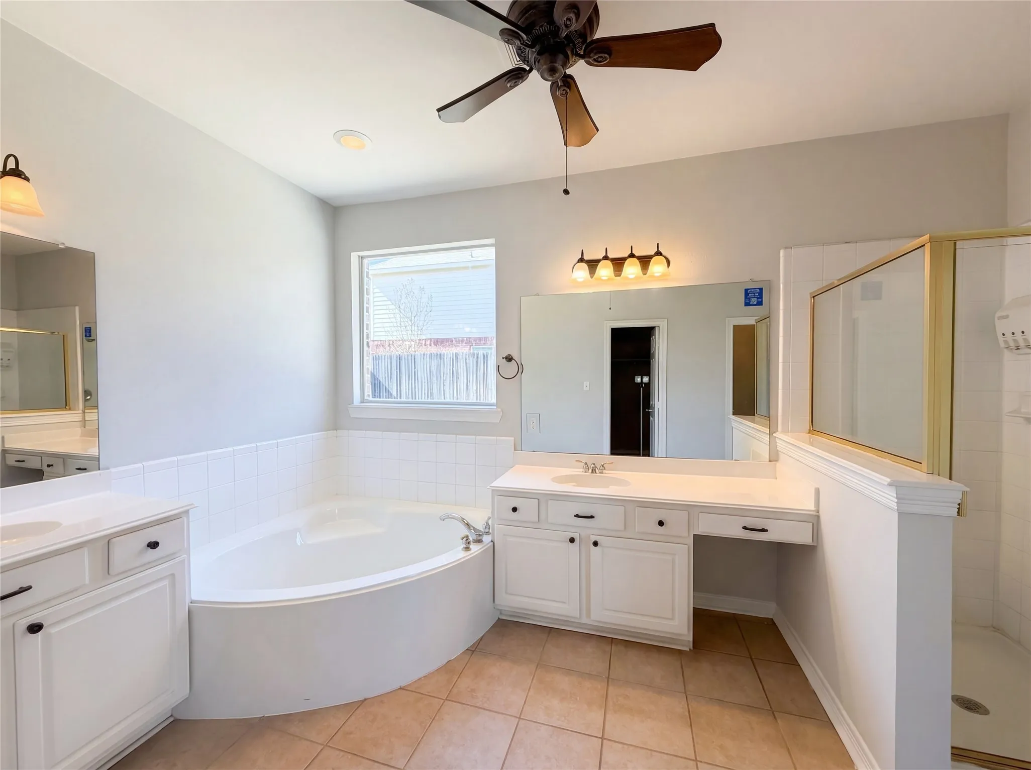 Single Family Residence For Sale in Denton County , 1412 Spring Ridge Lane, Flower Mound, Texas 75028, 4 Bedroom, 3 Bathroom, 3 Garage spaces, 2,755 Sqft, built in 2001, Preowned, mls#21185065, Real Estate Agent in Flower Mound, Homes For Sale in Denton county, Homes For Sale in Flower Mound, Realtor in Flower Mound Texas, Real Estate Brokerage Independent Realty Texas, Luminita Cordes Realtor