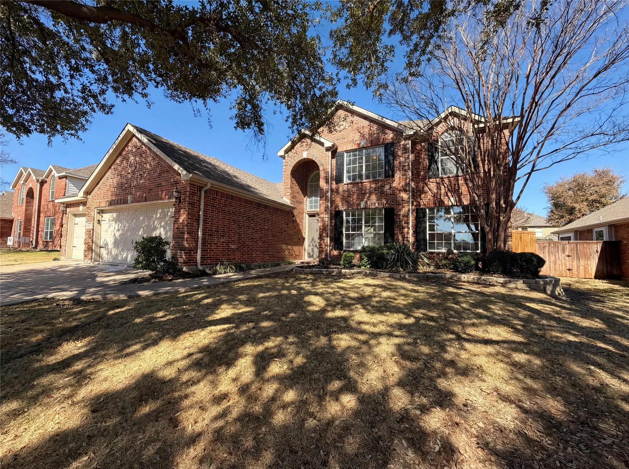 Single Family Residence For Sale in Denton County , 1412 Spring Ridge Lane, Flower Mound, Texas 75028, 4 Bedroom, 3 Bathroom, 3 Garage spaces, 2,755 Sqft, built in 2001, Preowned, mls#21185065, Real Estate Agent in Flower Mound, Homes For Sale in Denton county, Homes For Sale in Flower Mound, Realtor in Flower Mound Texas, Real Estate Brokerage Independent Realty Texas, Luminita Cordes Realtor