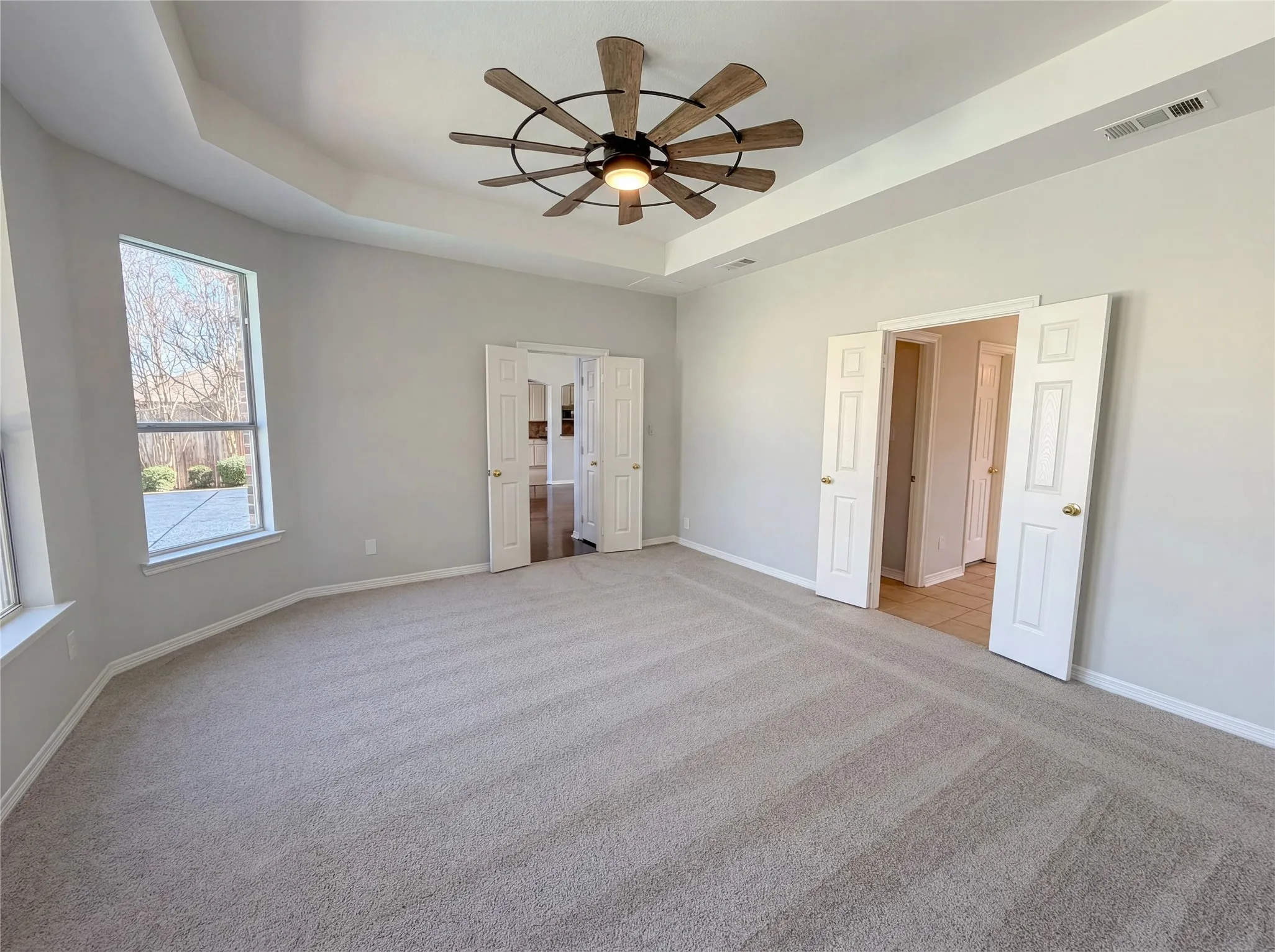 Single Family Residence For Sale in Denton County , 1412 Spring Ridge Lane, Flower Mound, Texas 75028, 4 Bedroom, 3 Bathroom, 3 Garage spaces, 2,755 Sqft, built in 2001, Preowned, mls#21185065, Real Estate Agent in Flower Mound, Homes For Sale in Denton county, Homes For Sale in Flower Mound, Realtor in Flower Mound Texas, Real Estate Brokerage Independent Realty Texas, Luminita Cordes Realtor