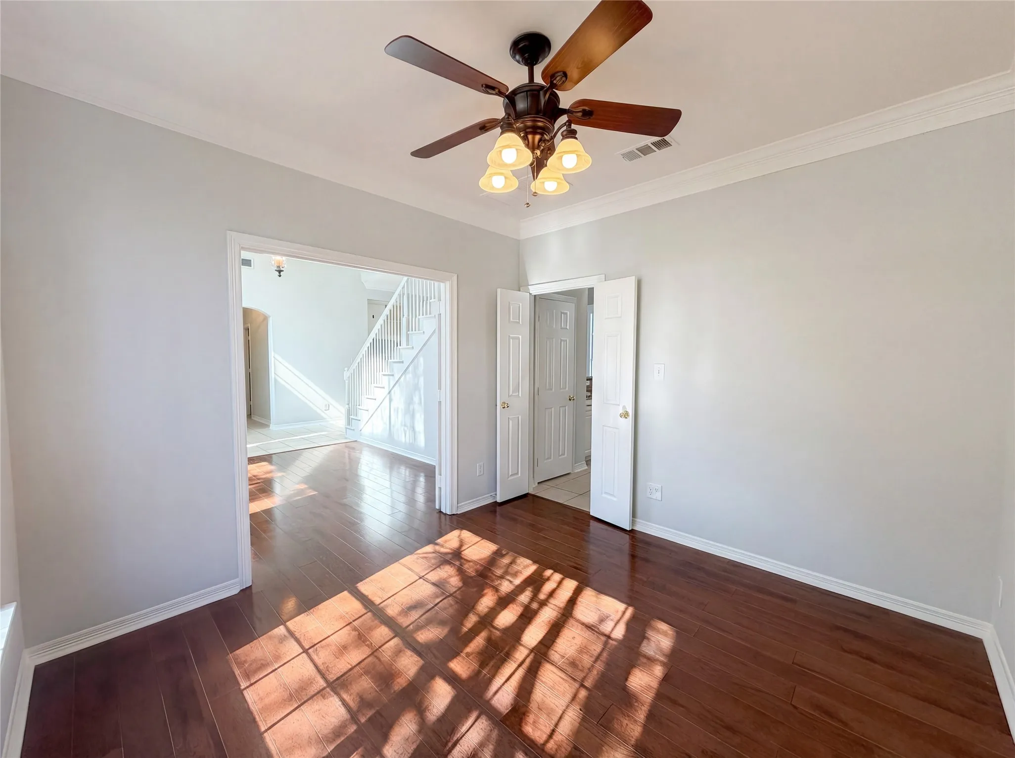 Single Family Residence For Sale in Denton County , 1412 Spring Ridge Lane, Flower Mound, Texas 75028, 4 Bedroom, 3 Bathroom, 3 Garage spaces, 2,755 Sqft, built in 2001, Preowned, mls#21185065, Real Estate Agent in Flower Mound, Homes For Sale in Denton county, Homes For Sale in Flower Mound, Realtor in Flower Mound Texas, Real Estate Brokerage Independent Realty Texas, Luminita Cordes Realtor