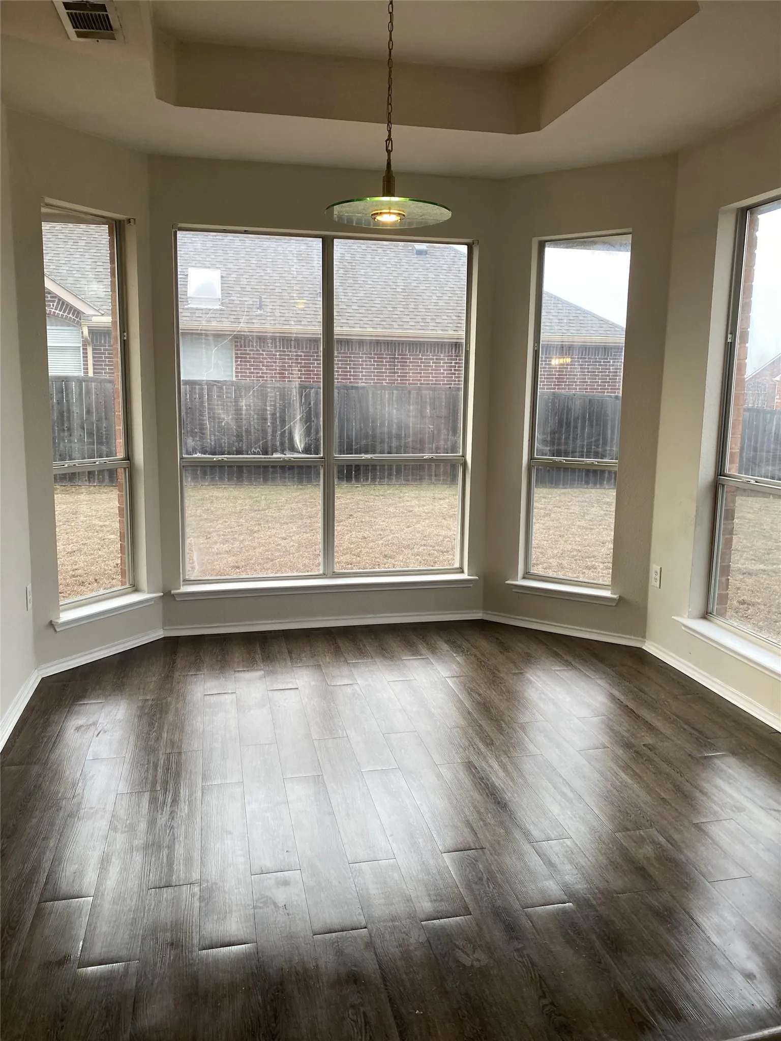 Single Family Residence For Sale in Dallas County , 4718 Parkhaven Drive, Garland, Texas 75043, 4 Bedrooms, 2 Bathrooms, 2 Garage spaces, 2,292 Sqft, built in 1996, Preowned, Price $392,000, mls#21185104, Real Estate Agent in Garland, Homes For Sale in Dallas county, Homes For Sale in Garland, Realtor in Garland Texas, Real Estate Brokerage Independent Realty Texas, Luminita Cordes Realtor