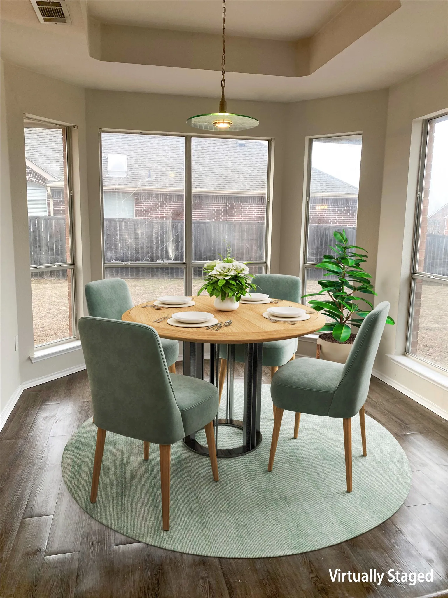 Single Family Residence For Sale in Dallas County , 4718 Parkhaven Drive, Garland, Texas 75043, 4 Bedrooms, 2 Bathrooms, 2 Garage spaces, 2,292 Sqft, built in 1996, Preowned, Price $392,000, mls#21185104, Real Estate Agent in Garland, Homes For Sale in Dallas county, Homes For Sale in Garland, Realtor in Garland Texas, Real Estate Brokerage Independent Realty Texas, Luminita Cordes Realtor