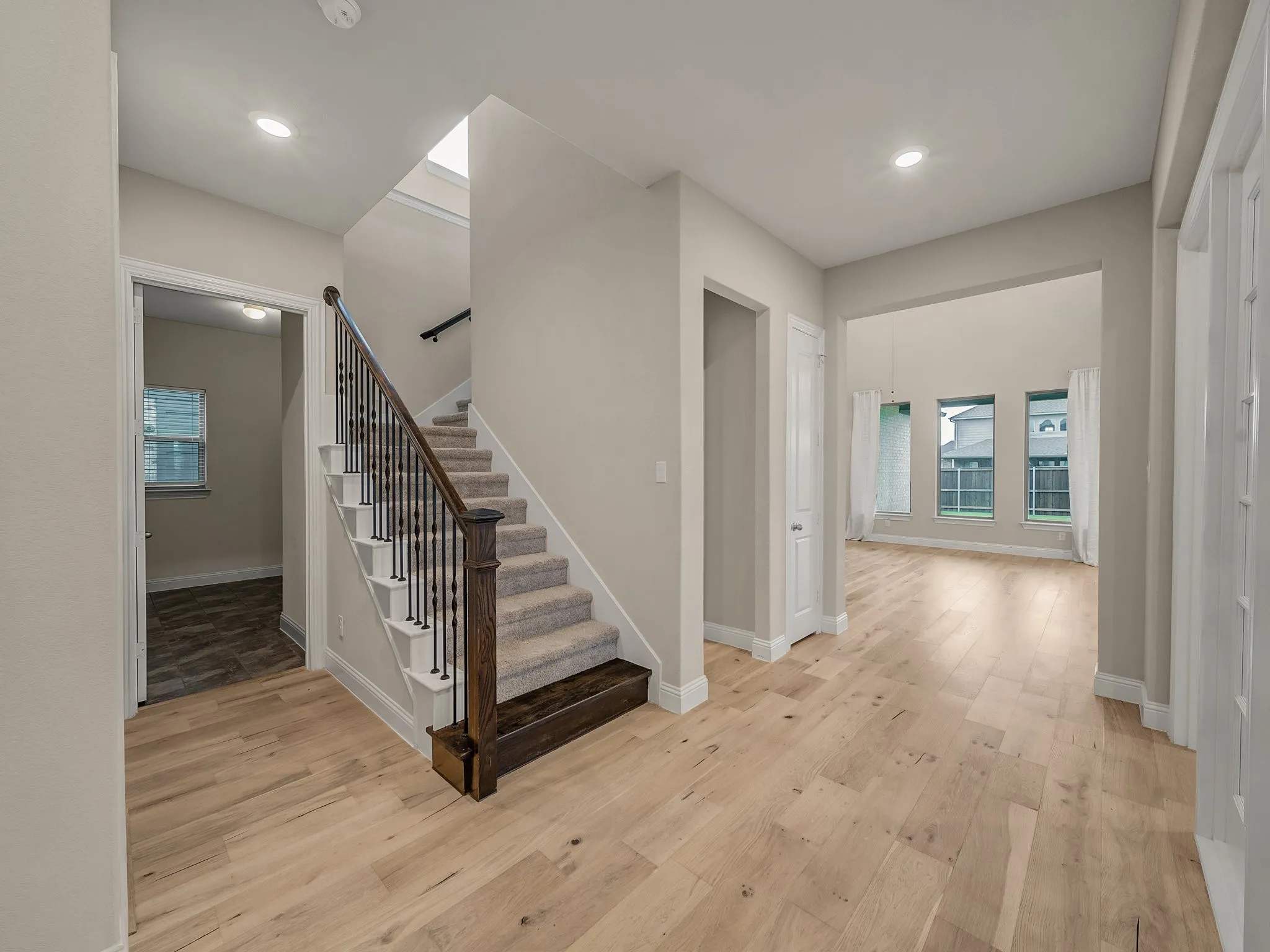 Single Family Residence For Sale in Denton County , 1021 Warner Ridge, Northlake, Texas 76226, 4 Bedroom, 5 Bathroom, 2 Garage spaces, 3,054 Sqft, built in 2021, Price $599,900, mls#21179083, Real Estate Agent in Northlake, Homes For Sale in Denton county, Homes For Sale in Northlake, Realtor in Northlake Texas, Real Estate Brokerage Independent Realty Texas, Luminita Cordes Realtor