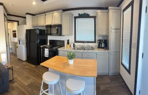 For Sale in Wood County , 275 and 281 Indian Gap, Quitman, Texas 75783, 2 Bedroom, 2 Bathroom, Garage spaces, 798 Sqft, built in 2024, Preowned, Price $200,000, mls#21182828, Real Estate Agent in Quitman, Homes For Sale in Wood county, Homes For Sale in Quitman, Realtor in Quitman Texas, Real Estate Brokerage Independent Realty Texas, Luminita Cordes Realtor
