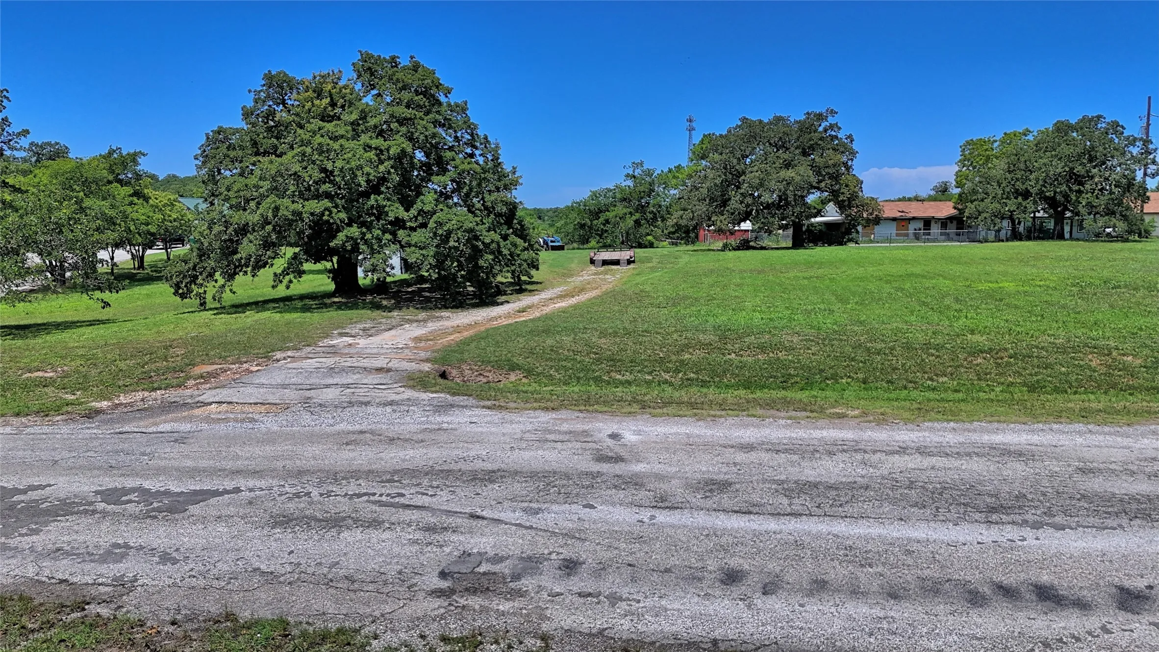 Unimproved Land For Sale in Montague County , 604 S Mill Street, Bowie, Texas 76230, 0, 0, Garage spaces, 0 Sqft, built in 0, Price $195,000, mls#21185173, Real Estate Agent in Bowie, Homes For Sale in Montague county, Homes For Sale in Bowie, Realtor in Bowie Texas, Real Estate Brokerage Independent Realty Texas, Luminita Cordes Realtor