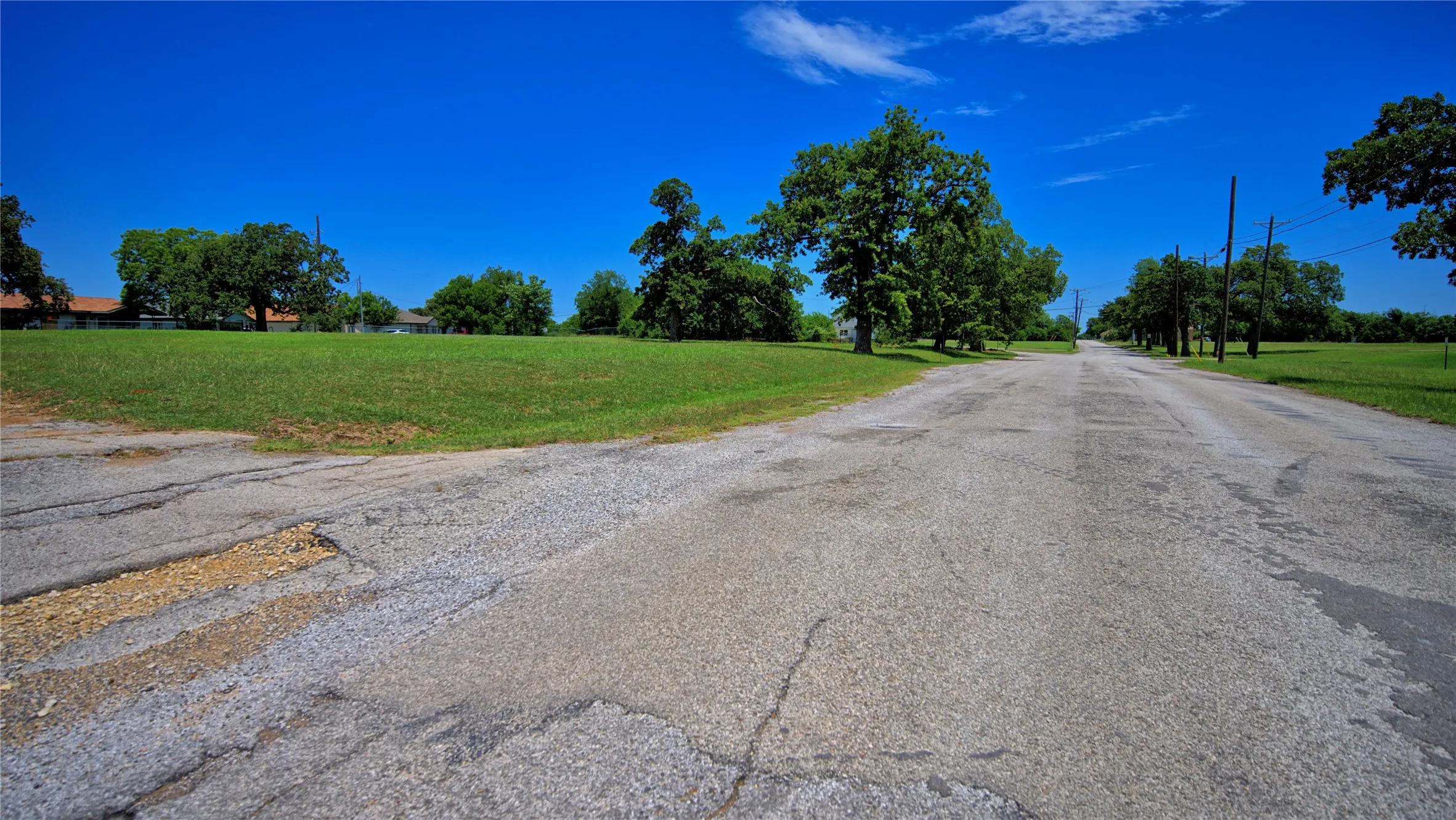 Unimproved Land For Sale in Montague County , 604 S Mill Street, Bowie, Texas 76230, 0, 0, Garage spaces, 0 Sqft, built in 0, Price $195,000, mls#21185173, Real Estate Agent in Bowie, Homes For Sale in Montague county, Homes For Sale in Bowie, Realtor in Bowie Texas, Real Estate Brokerage Independent Realty Texas, Luminita Cordes Realtor