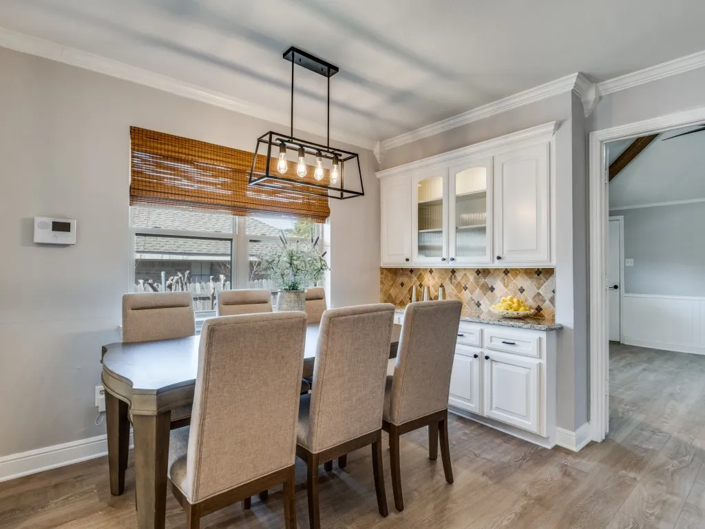 Single Family Residence For Sale in Dallas County , 2810 Club Meadow Drive, Garland, Texas 75043, 4 Bedrooms, 3 Bathrooms, 2 Garage spaces, 2,710 Sqft, built in 1980, Preowned, Price $448,900, mls#21178747, Real Estate Agent in Garland, Homes For Sale in Dallas county, Homes For Sale in Garland, Realtor in Garland Texas, Real Estate Brokerage Independent Realty Texas, Luminita Cordes Realtor