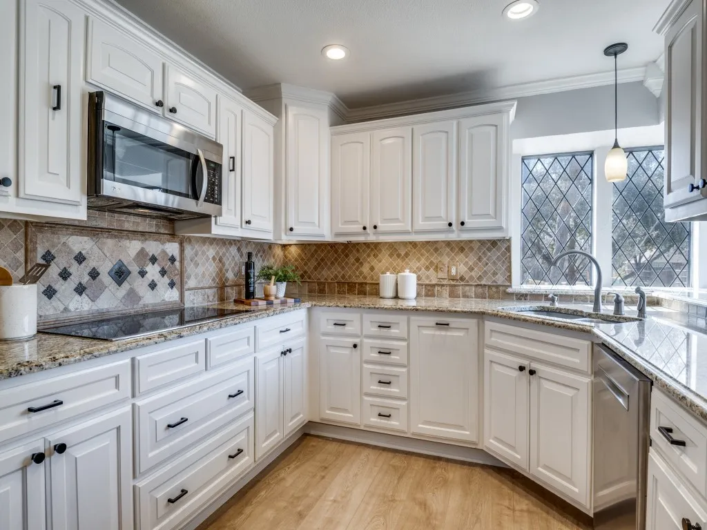 Single Family Residence For Sale in Dallas County , 2810 Club Meadow Drive, Garland, Texas 75043, 4 Bedrooms, 3 Bathrooms, 2 Garage spaces, 2,710 Sqft, built in 1980, Preowned, Price $448,900, mls#21178747, Real Estate Agent in Garland, Homes For Sale in Dallas county, Homes For Sale in Garland, Realtor in Garland Texas, Real Estate Brokerage Independent Realty Texas, Luminita Cordes Realtor