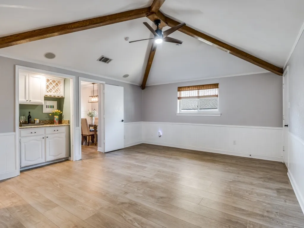 Coffee bar or wine bar makes this room entertainment-ready! Play room, media room, game room--you choose!