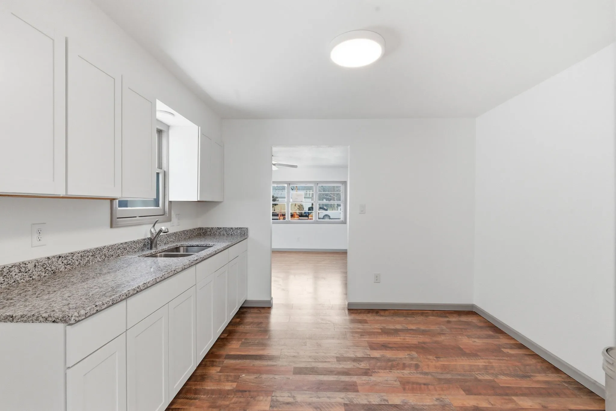 Single Family Residence For Sale in Hood County , 116 E Lipan Drive, Lipan, Texas 76462, 2 Bedroom, 1 Bathroom, Garage spaces, 1,037 Sqft, built in 1945, Preowned, mls#21185093, Real Estate Agent in Lipan, Homes For Sale in Hood county, Homes For Sale in Lipan, Realtor in Lipan Texas, Real Estate Brokerage Independent Realty Texas, Luminita Cordes Realtor