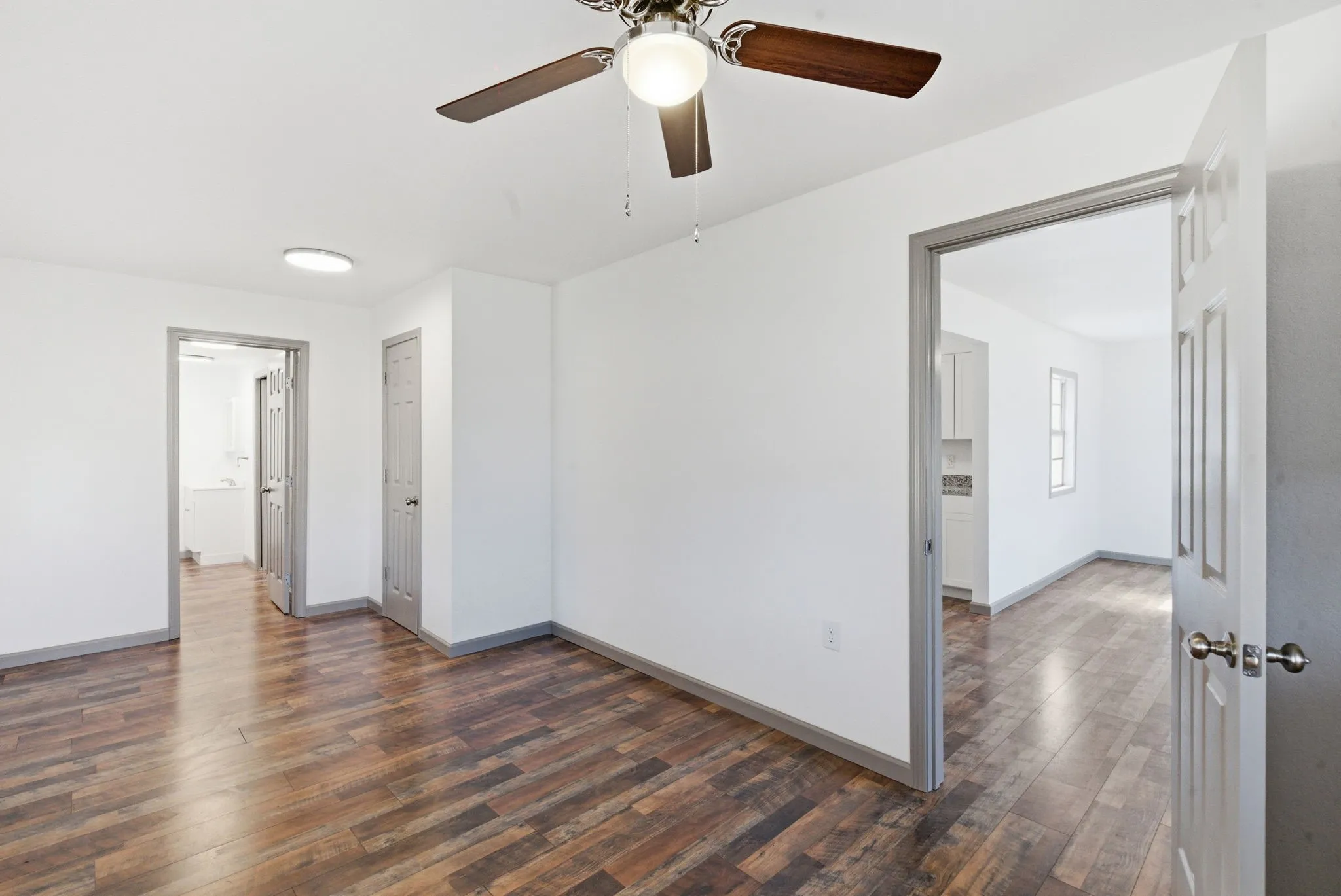 Single Family Residence For Sale in Hood County , 116 E Lipan Drive, Lipan, Texas 76462, 2 Bedroom, 1 Bathroom, Garage spaces, 1,037 Sqft, built in 1945, Preowned, mls#21185093, Real Estate Agent in Lipan, Homes For Sale in Hood county, Homes For Sale in Lipan, Realtor in Lipan Texas, Real Estate Brokerage Independent Realty Texas, Luminita Cordes Realtor