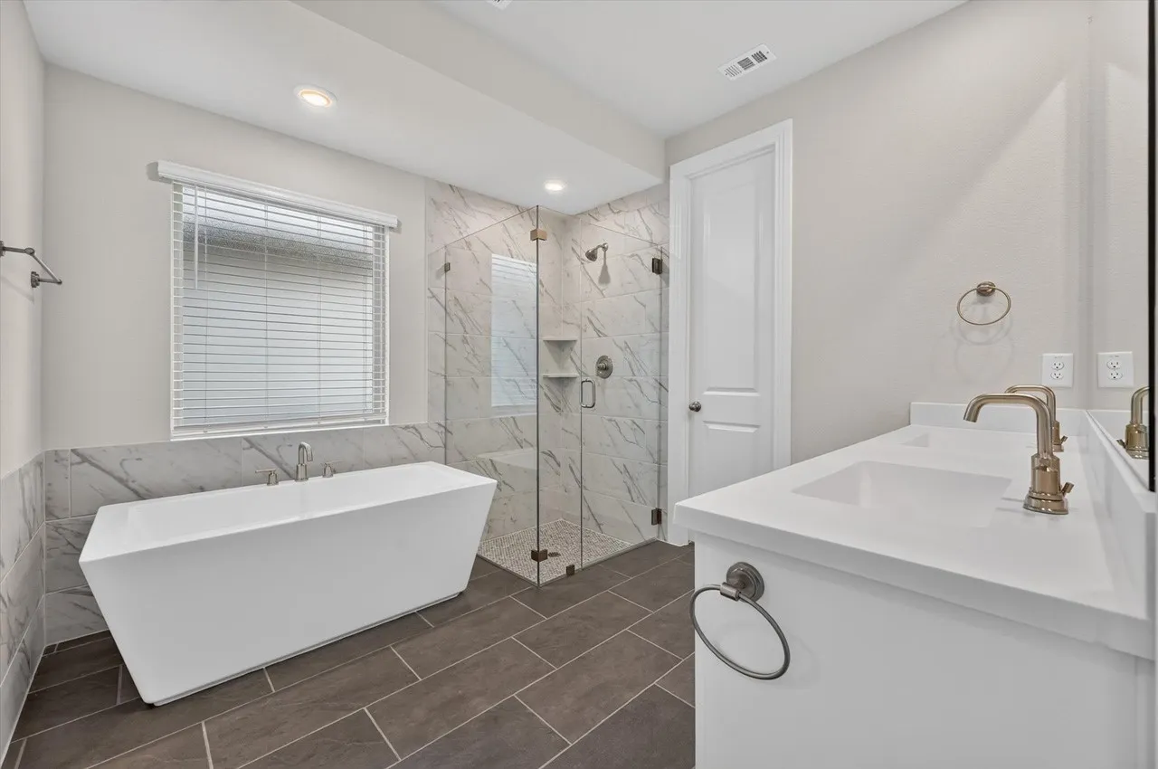 Single Family Residence For Sale in Ellis County , 7566 Anastasia Street, Venus, Texas 76084, 4 Bedroom, 3 Bathroom, 2 Garage spaces, 2,333 Sqft, built in 2026, New Construction - Incomplete, mls#21185117, Real Estate Agent in Venus, Homes For Sale in Ellis county, Homes For Sale in Venus, Realtor in Venus Texas, Real Estate Brokerage Independent Realty Texas, Luminita Cordes Realtor