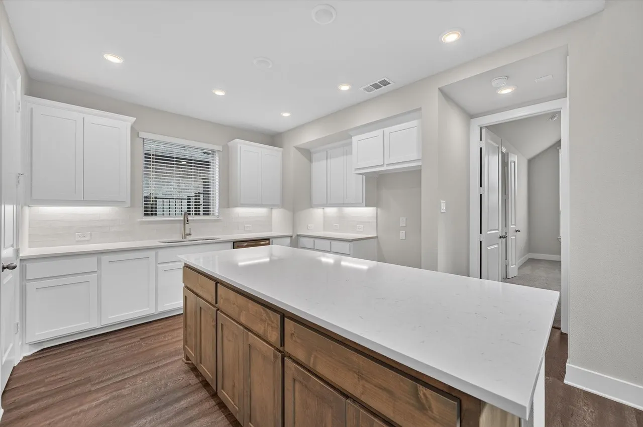 Single Family Residence For Sale in Ellis County , 7566 Anastasia Street, Venus, Texas 76084, 4 Bedroom, 3 Bathroom, 2 Garage spaces, 2,333 Sqft, built in 2026, New Construction - Incomplete, mls#21185117, Real Estate Agent in Venus, Homes For Sale in Ellis county, Homes For Sale in Venus, Realtor in Venus Texas, Real Estate Brokerage Independent Realty Texas, Luminita Cordes Realtor