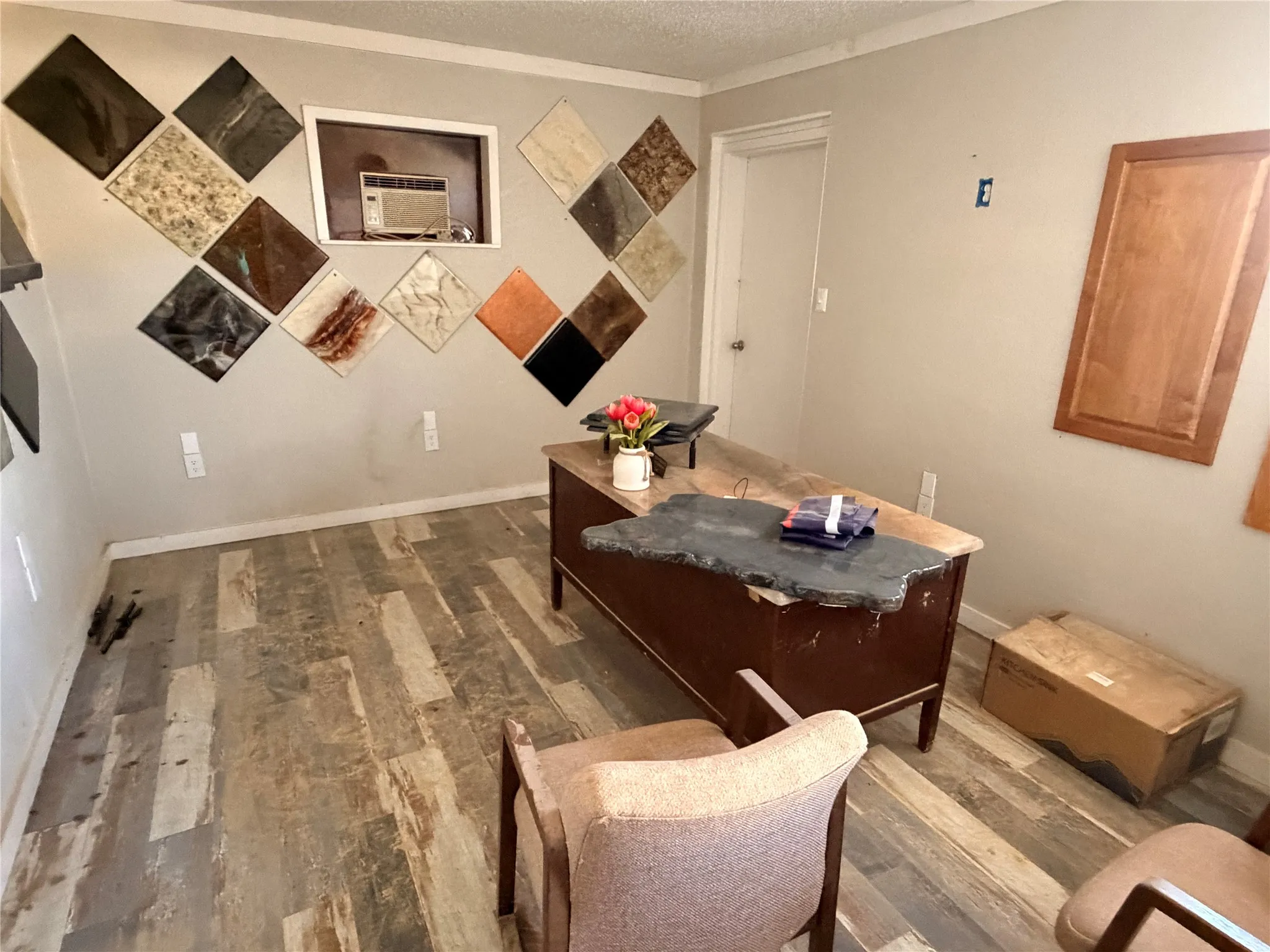Warehouse For Sale in Eastland County , 1012 W Main Street, Eastland, Texas 76448, 0, 0, Garage spaces, 0 Sqft, built in 1990, Preowned, mls#21184655, Real Estate Agent in Eastland, Homes For Sale in Eastland county, Homes For Sale in Eastland, Realtor in Eastland Texas, Real Estate Brokerage Independent Realty Texas, Luminita Cordes Realtor