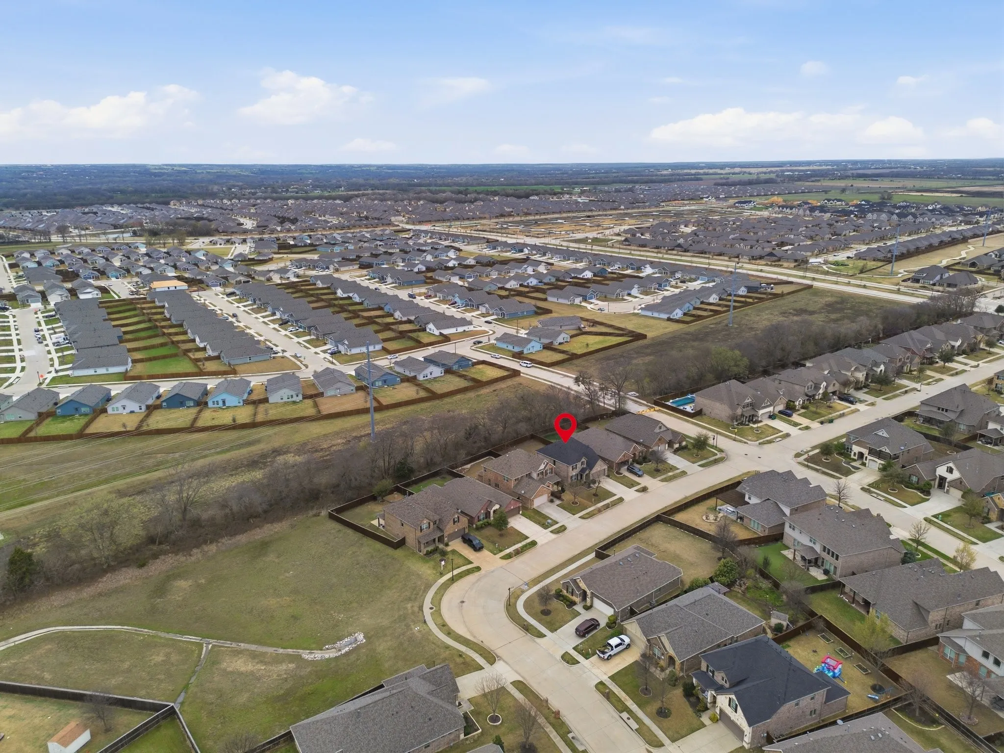 Single Family Residence For Sale in Collin County , 7717 Lake Worth Cove, Mc Kinney, Texas 75071, 4 Bedroom, 4 Bathroom, 2 Garage spaces, 2,528 Sqft, built in 2017, Preowned, mls#21174905, Real Estate Agent in Mc Kinney, Homes For Sale in Collin county, Homes For Sale in Mc Kinney, Realtor in Mc Kinney Texas, Real Estate Brokerage Independent Realty Texas, Luminita Cordes Realtor