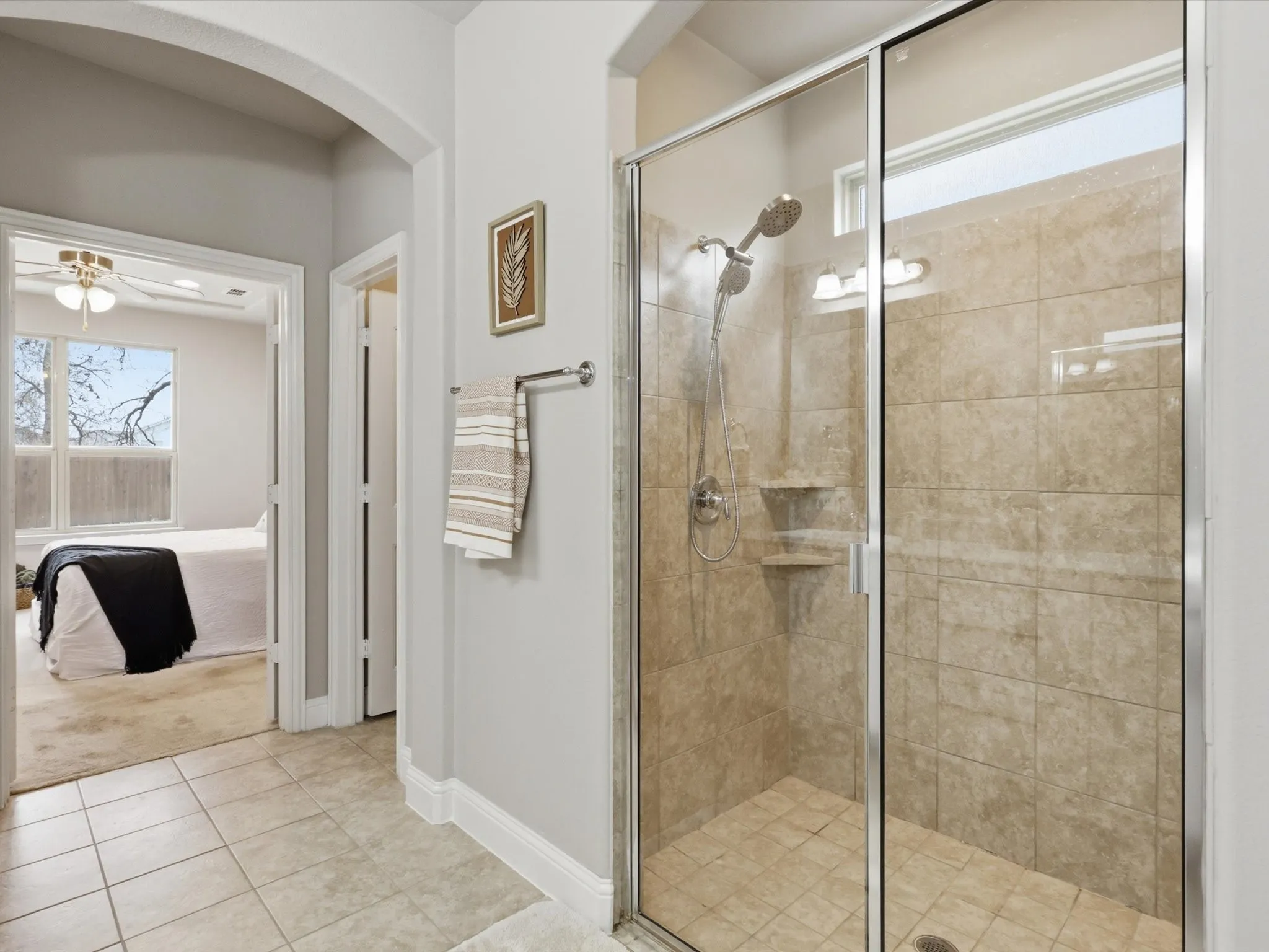 Single Family Residence For Sale in Collin County , 7717 Lake Worth Cove, Mc Kinney, Texas 75071, 4 Bedroom, 4 Bathroom, 2 Garage spaces, 2,528 Sqft, built in 2017, Preowned, mls#21174905, Real Estate Agent in Mc Kinney, Homes For Sale in Collin county, Homes For Sale in Mc Kinney, Realtor in Mc Kinney Texas, Real Estate Brokerage Independent Realty Texas, Luminita Cordes Realtor