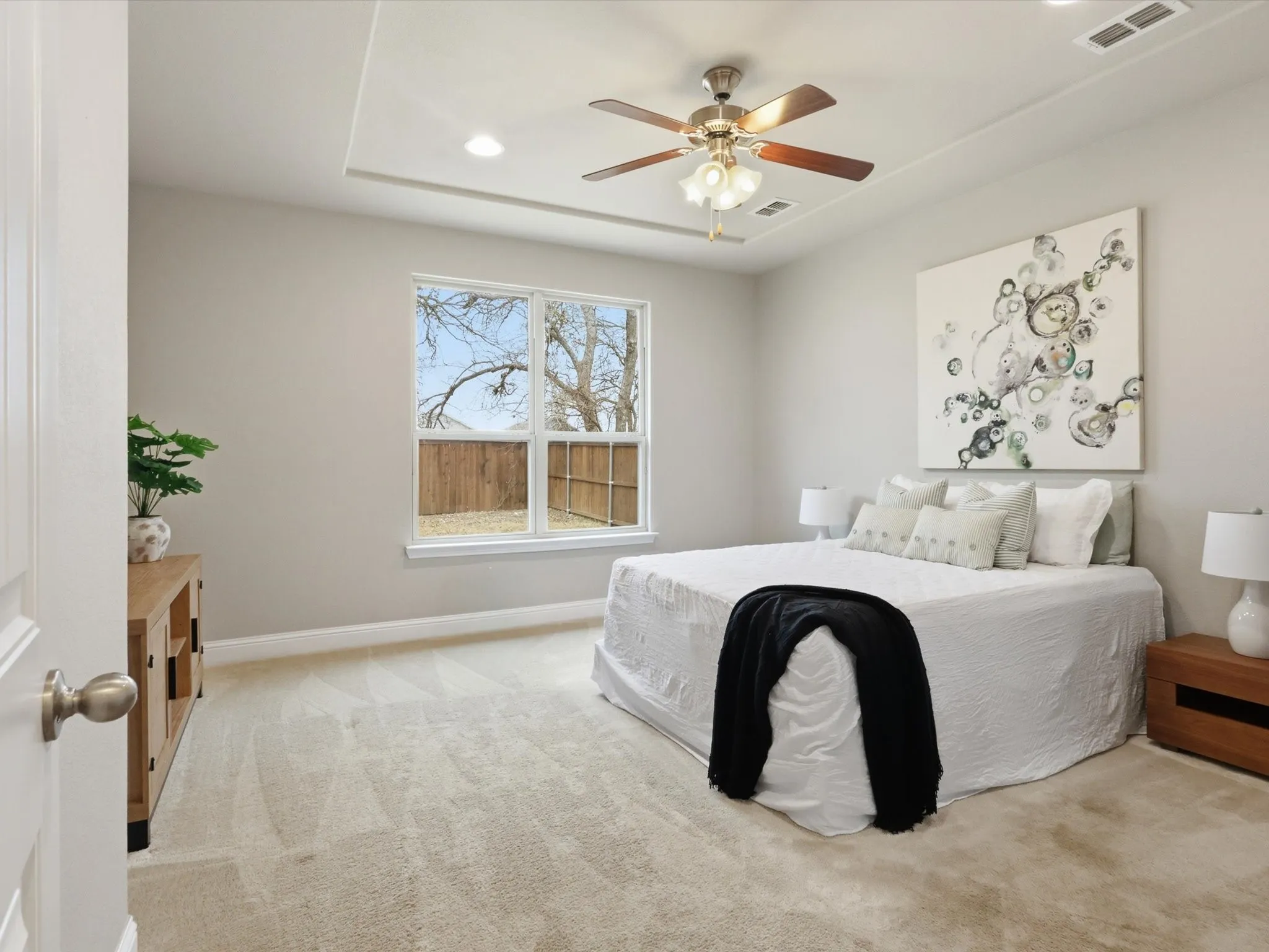 Single Family Residence For Sale in Collin County , 7717 Lake Worth Cove, Mc Kinney, Texas 75071, 4 Bedroom, 4 Bathroom, 2 Garage spaces, 2,528 Sqft, built in 2017, Preowned, mls#21174905, Real Estate Agent in Mc Kinney, Homes For Sale in Collin county, Homes For Sale in Mc Kinney, Realtor in Mc Kinney Texas, Real Estate Brokerage Independent Realty Texas, Luminita Cordes Realtor