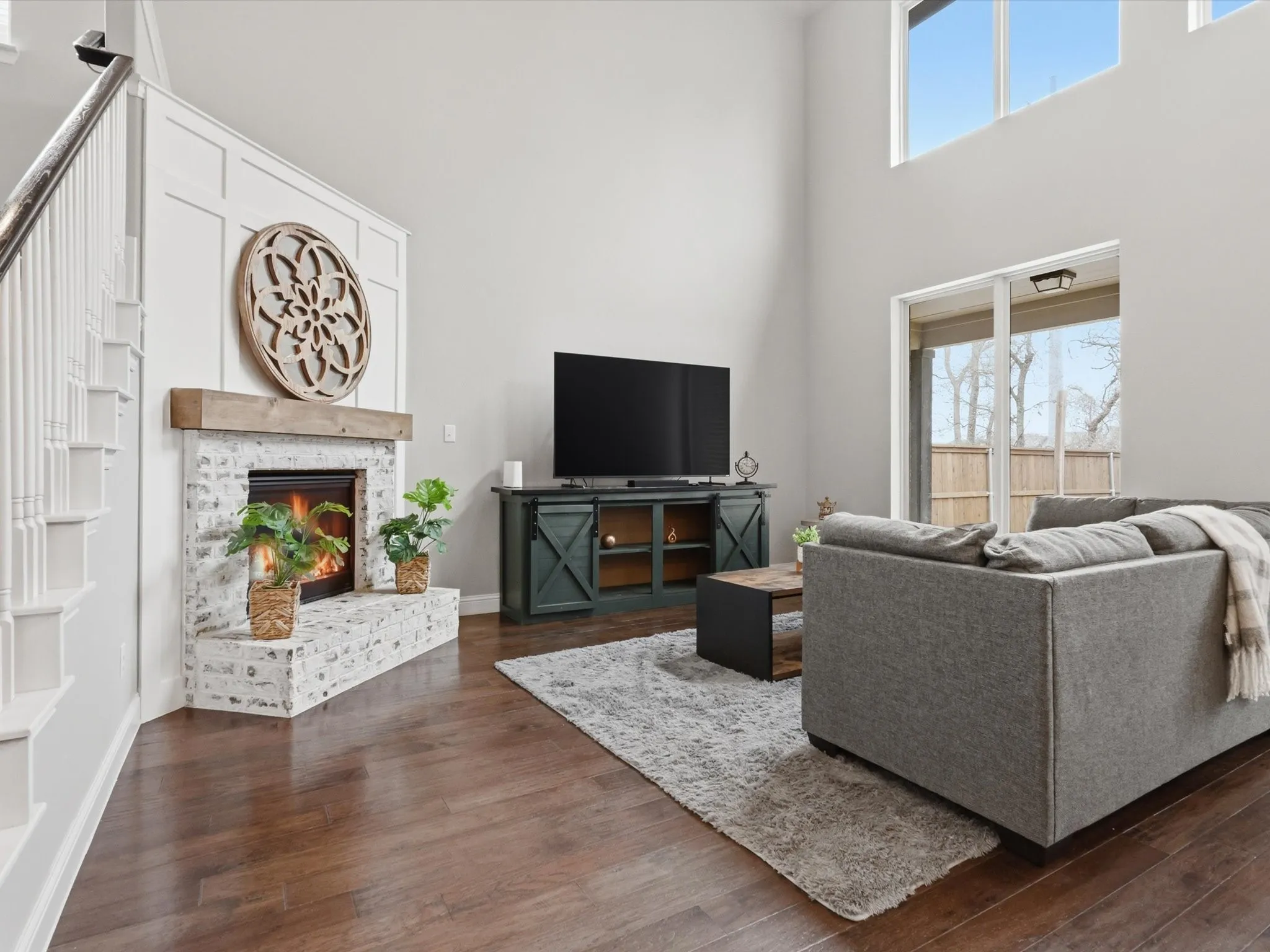 Single Family Residence For Sale in Collin County , 7717 Lake Worth Cove, Mc Kinney, Texas 75071, 4 Bedroom, 4 Bathroom, 2 Garage spaces, 2,528 Sqft, built in 2017, Preowned, mls#21174905, Real Estate Agent in Mc Kinney, Homes For Sale in Collin county, Homes For Sale in Mc Kinney, Realtor in Mc Kinney Texas, Real Estate Brokerage Independent Realty Texas, Luminita Cordes Realtor